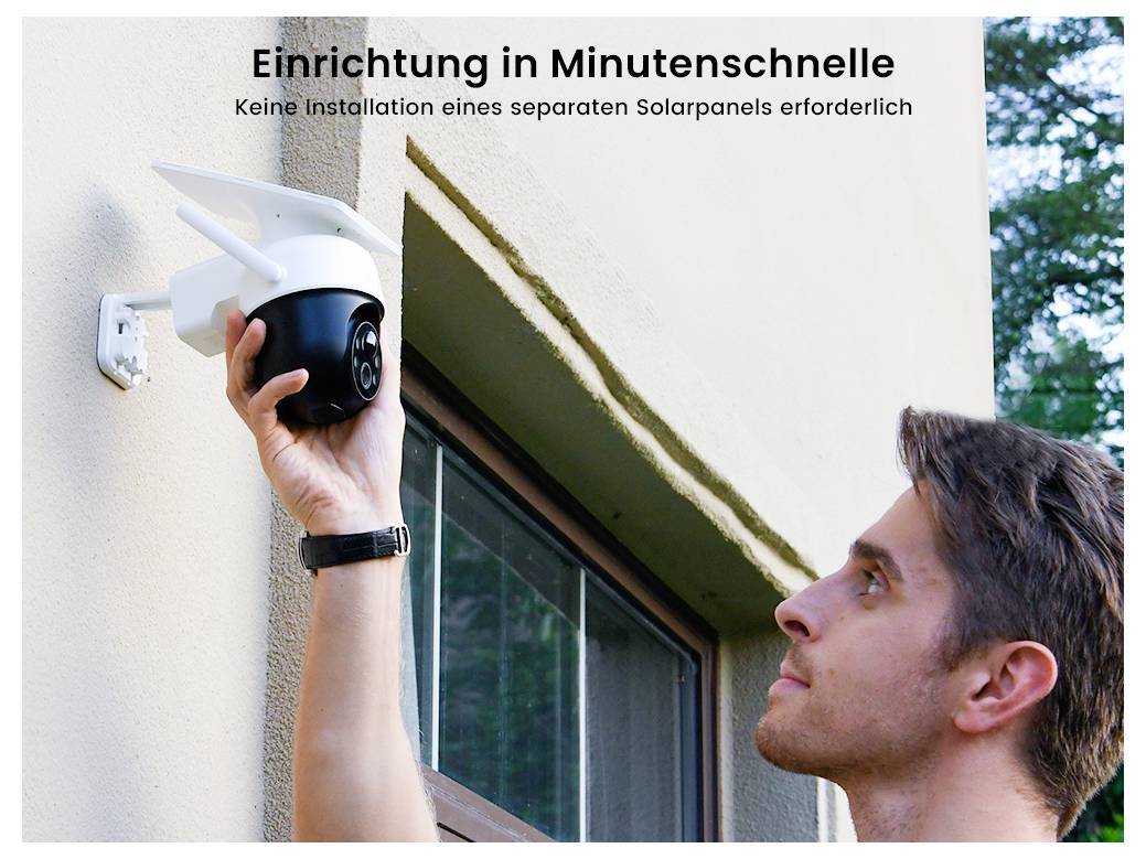 Ein Mann installiert eine Sicherheitskamera an einer Außenwand. Der Text lautet: 'Installation in Sekundenschnelle' und 'Keine Installation eines separaten Solarpanels erforderlich'.