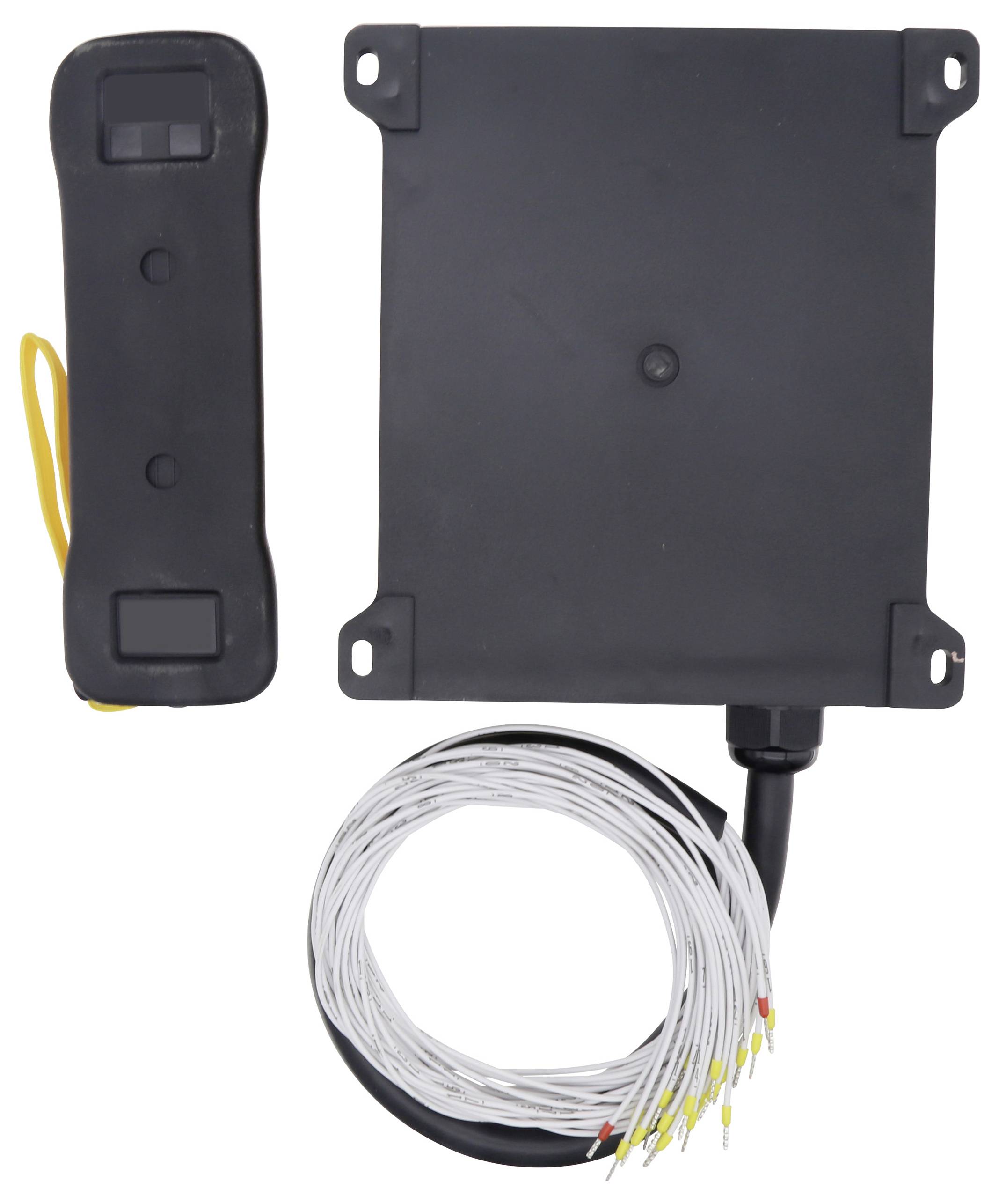 Ein elektronisches Gerät bestehend aus einer schwarzen rechteckigen Haupteinheit mit Montagelaschen, einem tragbaren Controller und einem aufgewickelten Kabel, das angebracht ist.