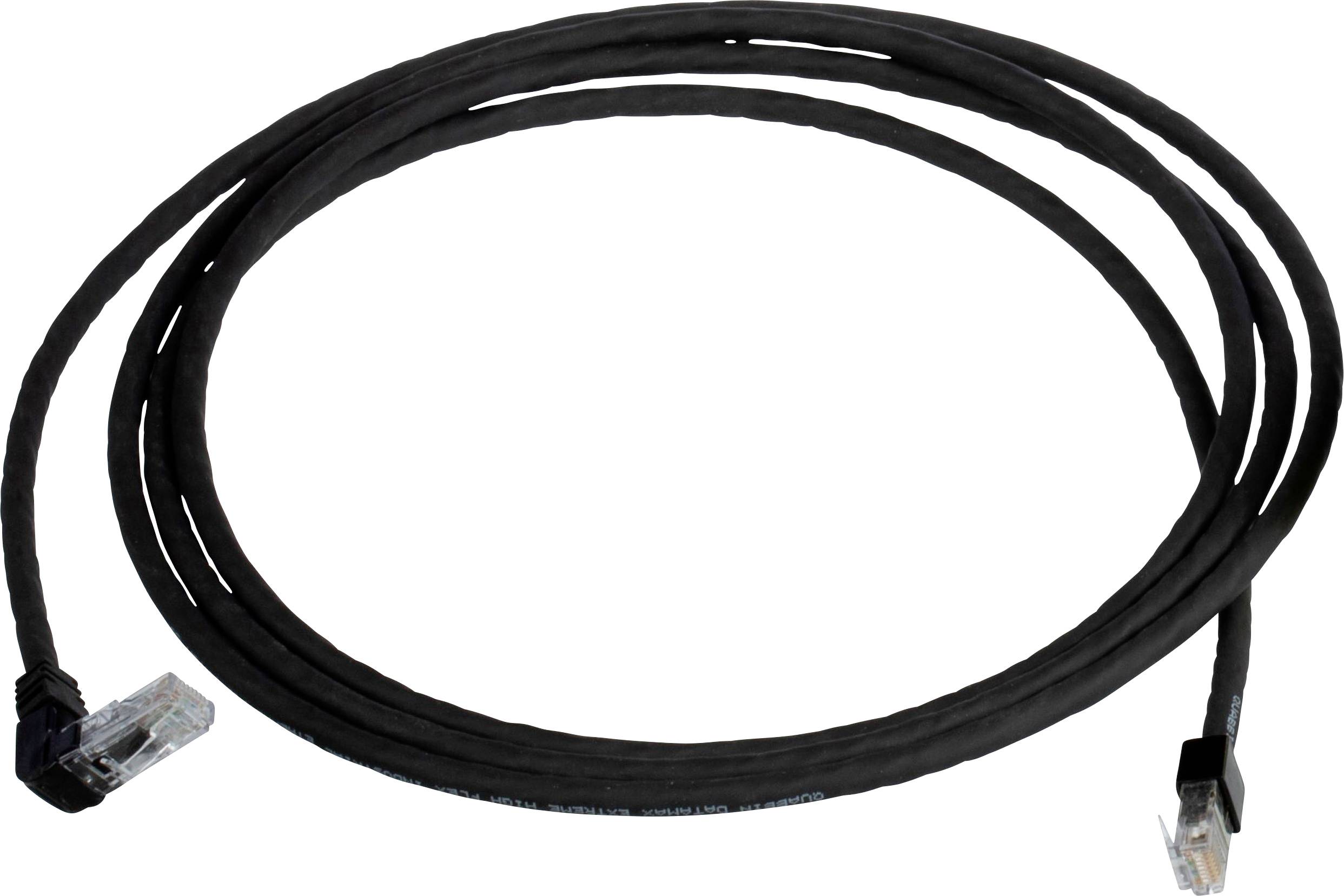 Ein aufgerolltes schwarzes Ethernet-Kabel mit Steckern an beiden Enden, das für Netzwerk- und Internetverbindungen verwendet wird.