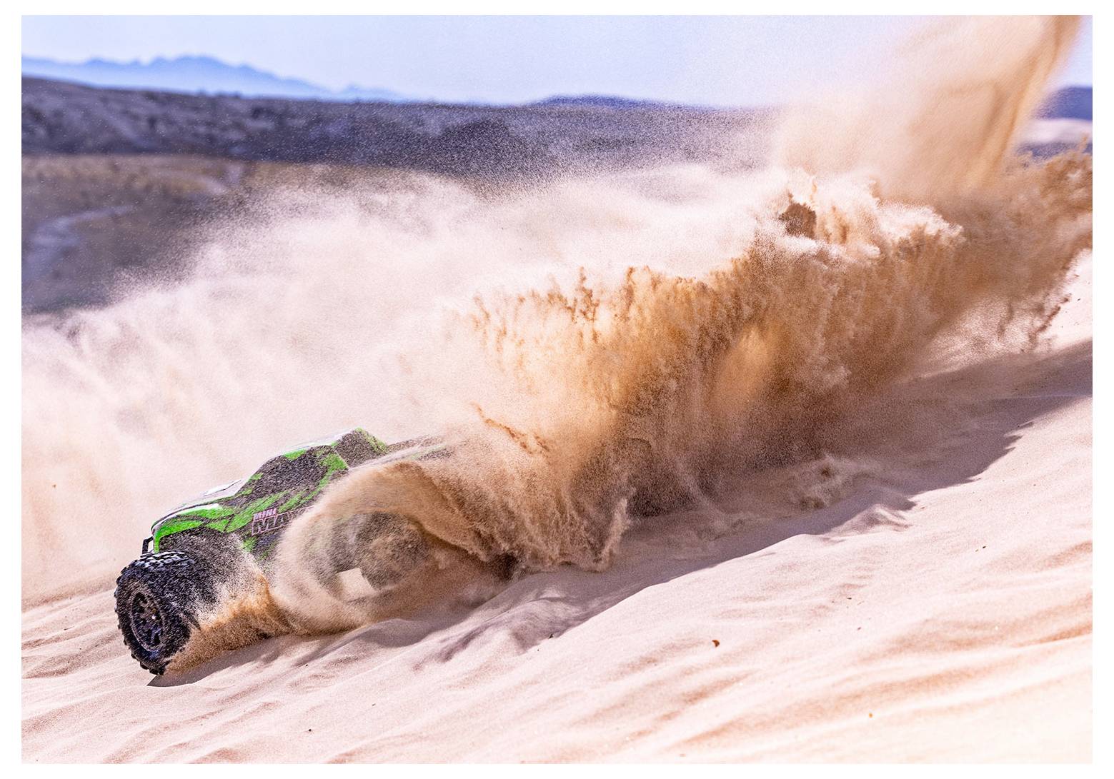 Traxxas Mini Maxx BL-2s Schwarz Brushless 1:10 RC Modellauto Elektro Monstertruck Allradantrieb (4WD) 2,4GHz