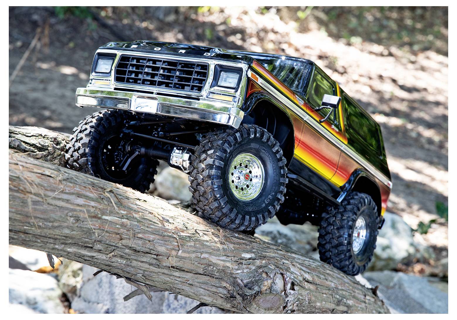 Traxxas TRX-4 1979 Ford Bronco Brushed 1:10 RC Modellauto Elektro Crawler Allradantrieb (4WD) RtR 2,4GHz