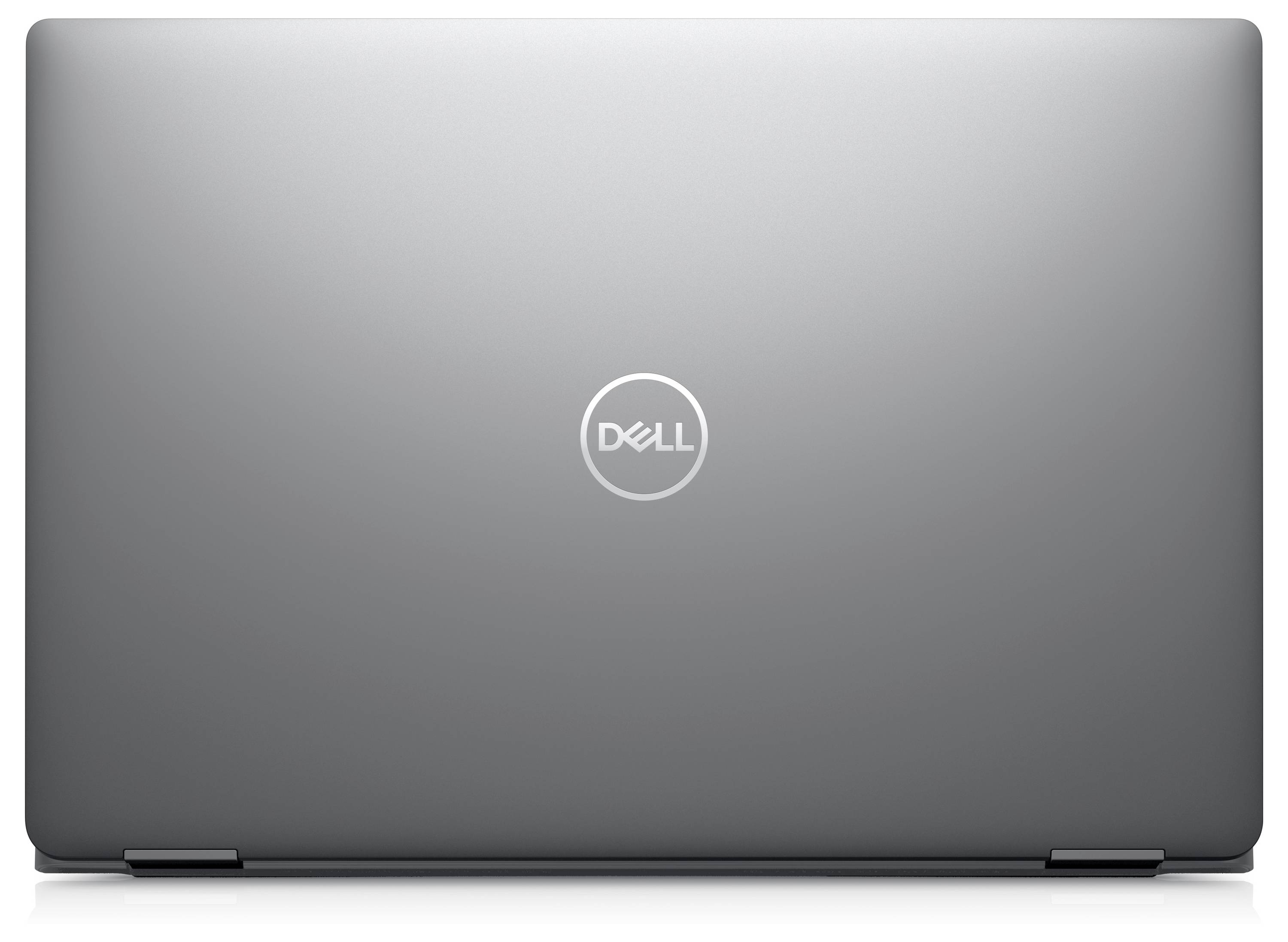 Ein geschlossener Dell-Laptop, der das Unternehmenslogo auf seinem silbernen Deckel zeigt.