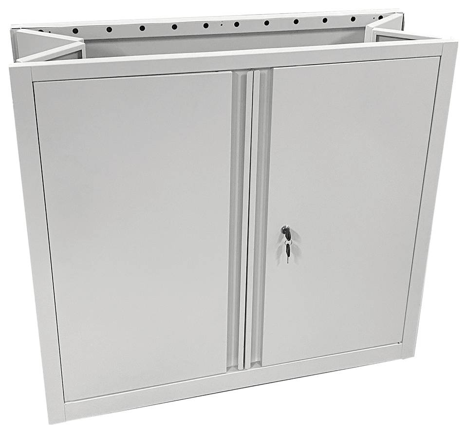 Ein Metallwandschrank mit zwei geschlossenen Türen und einem Schloss an der rechten Tür, konzipiert für sichere Aufbewahrung.