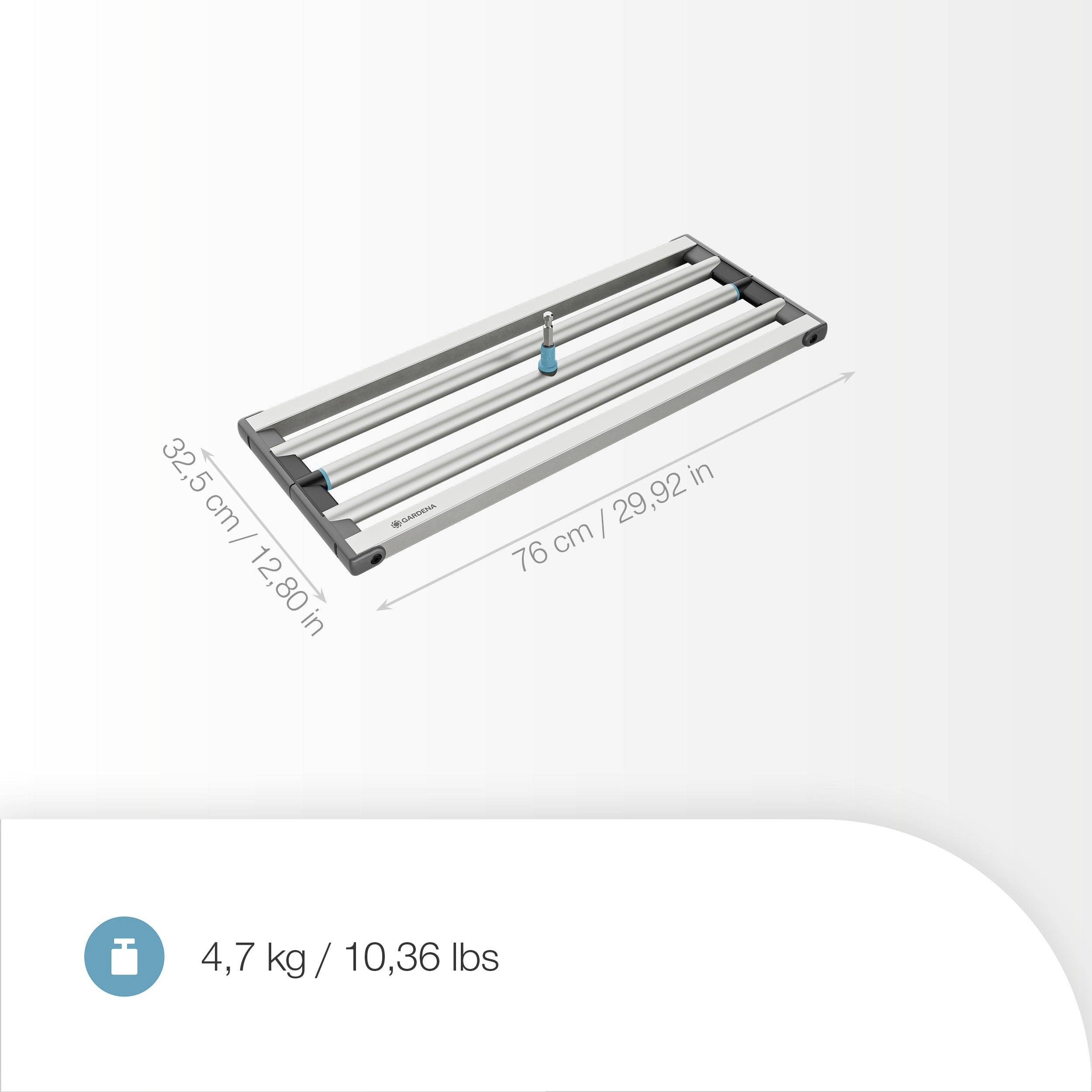 Rechteckige Metallstruktur mit den Maßen 76 cm x 32,5 cm und einem Gewicht von 4,7 kg, die vor einem weißen Hintergrund dargestellt ist.