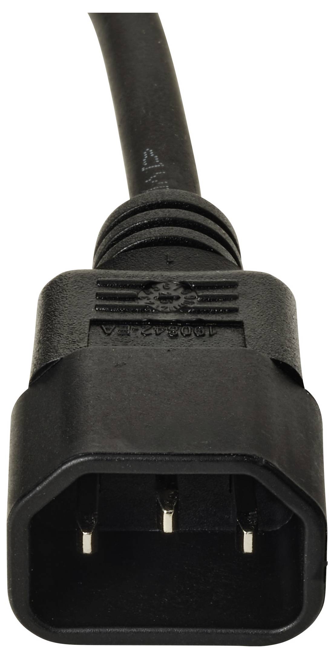 Ein schwarzer dreipoliger Stromstecker mit gerilltem Griffdesign, angewinkelt, um das Steckerende zu zeigen.