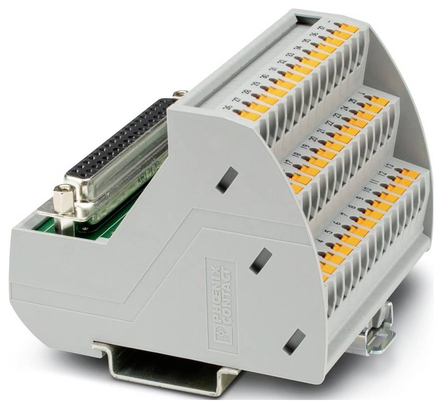 Ein grauer Terminalblock-Adapter mit mehreren Anschlussanschlüssen, einem abgewinkelten Design und einem DB25-Stecker-Anschluss oben; wird für industrielle Verkabelung verwendet.