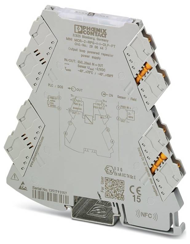 Ein grauer Phoenix Contact Signalwandler mit orangefarbenen Komponenten an den Seiten, der Modell- und Sicherheitszertifizierungen auf der Vorderseite anzeigt.