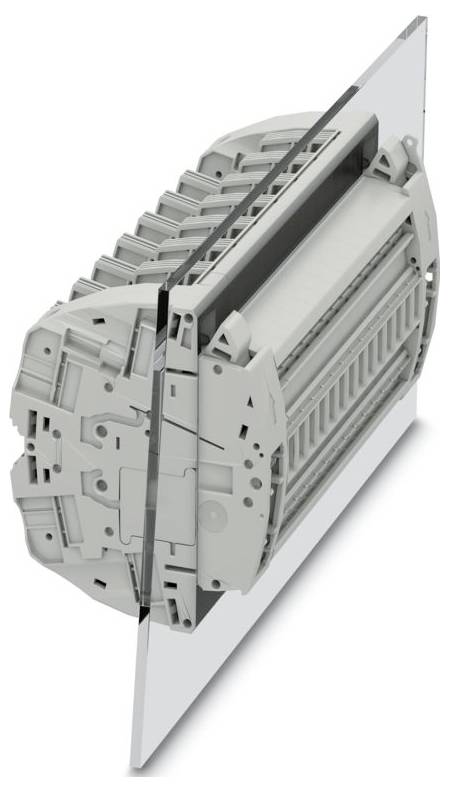 Ein offener schwarzer Bühnenausrüstungskoffer mit gepolstertem Innenraum und Metallverstärkungen; ein Kamera-Slider ist davor platziert.