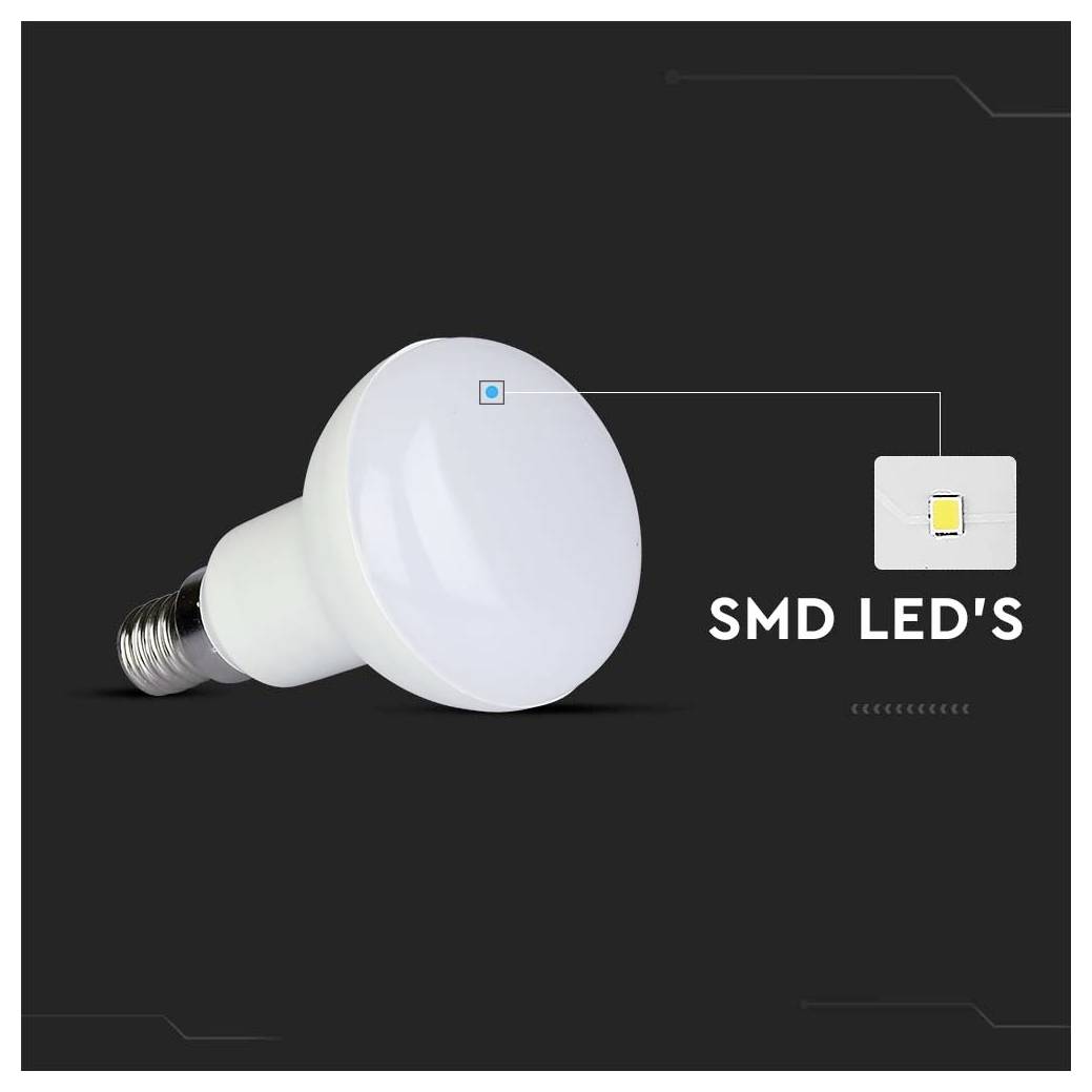 Eine weiße LED-Lampe vor einem dunklen Hintergrund mit der Bezeichnung 