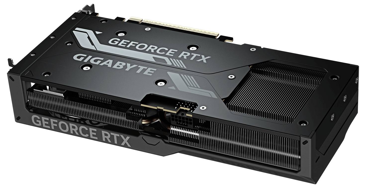 Eine schwarze Gigabyte GeForce RTX-Grafikkarte, die Kühlkomponenten und Branding an der Seite und Rückseite zeigt und damit ihre Verwendung in Gaming-PCs andeutet.