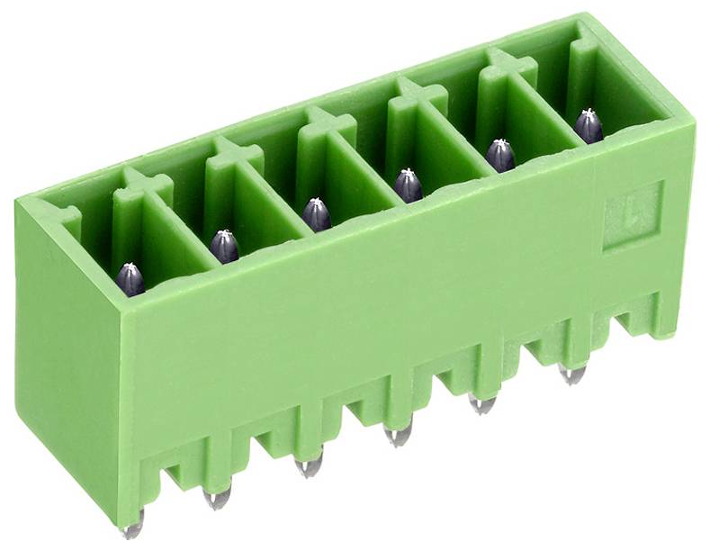 Ein grüner Klemmenblock-Stecker mit sechs Buchsen und metallischen Kontaktstiften für elektrische Verbindungen, der in elektronischen Schaltkreisen verwendet wird.
