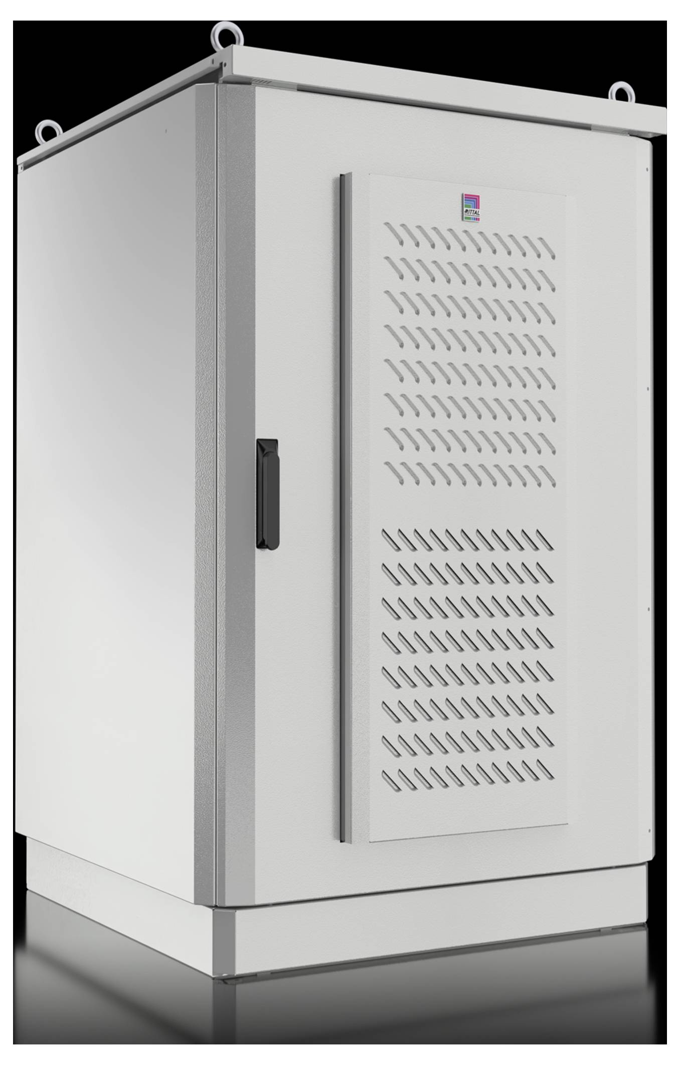 Ein weißes elektrisches Gehäuse mit einer belüfteten Tür und einem Griff, das vor einem schwarzen Hintergrund steht.
