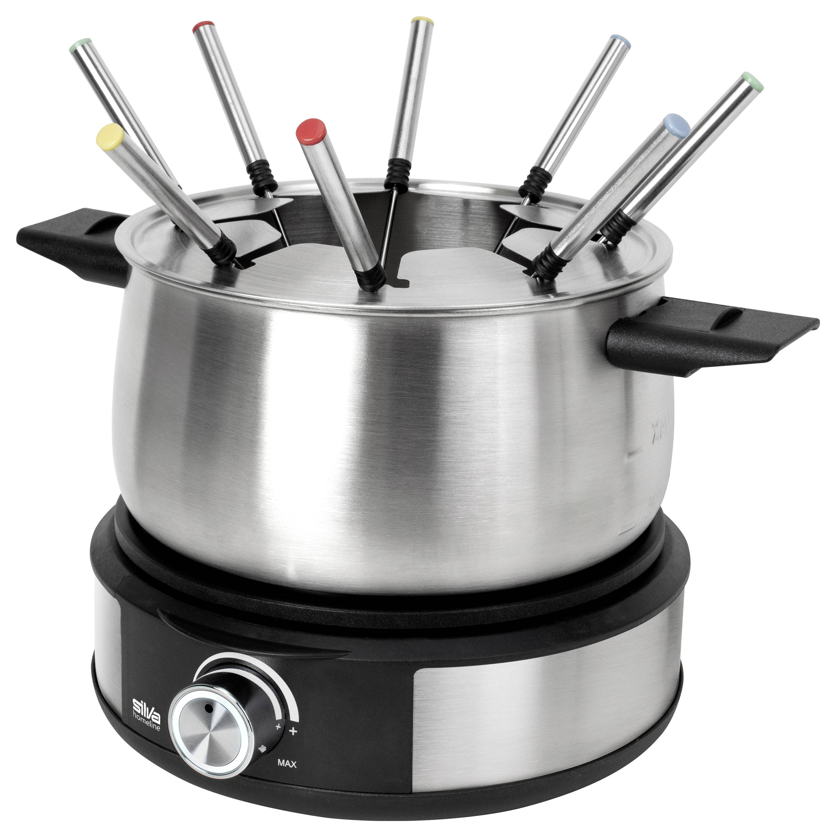 Ein silberner Fonduekocher mit schwarzen Griffen, der auf einer schwarzen elektrischen Basis mit einem Drehregler steht. Mehrere Fonduegabeln mit farbigen Spitzen sind im Inneren platziert.