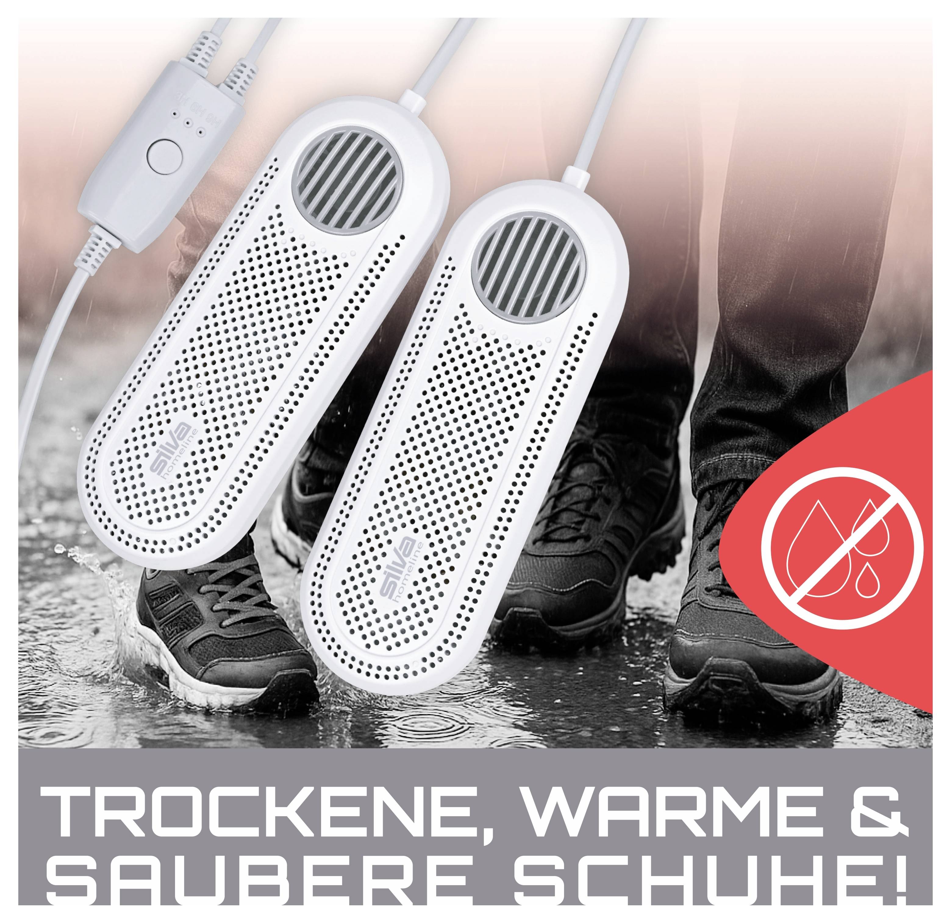 Zwei weiße Schuhtrockner auf grauem Hintergrund, darunter ein Paar nasse Stiefel in einer Pfütze. Text: 'Trockene, warme & saubere Schuhe!'