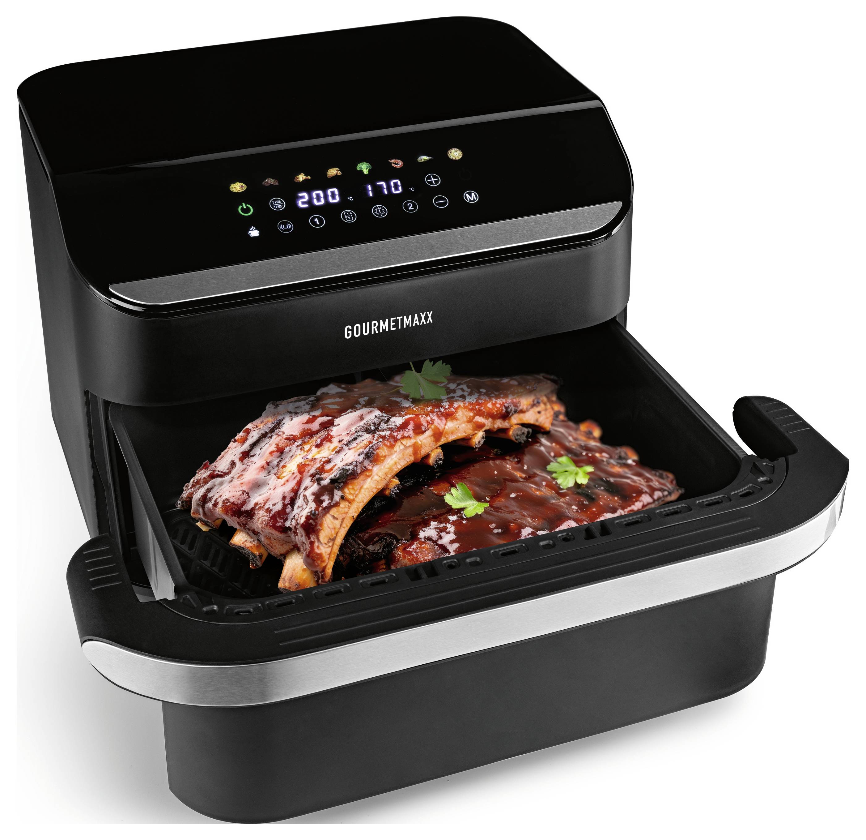 Ein Grillgerät auf der Arbeitsplatte, das Spareribs mit Sauce zubereitet. Das Display zeigt Einstellungen und Temperatur an und deutet darauf hin, dass das Gerät gerade in Betrieb ist.