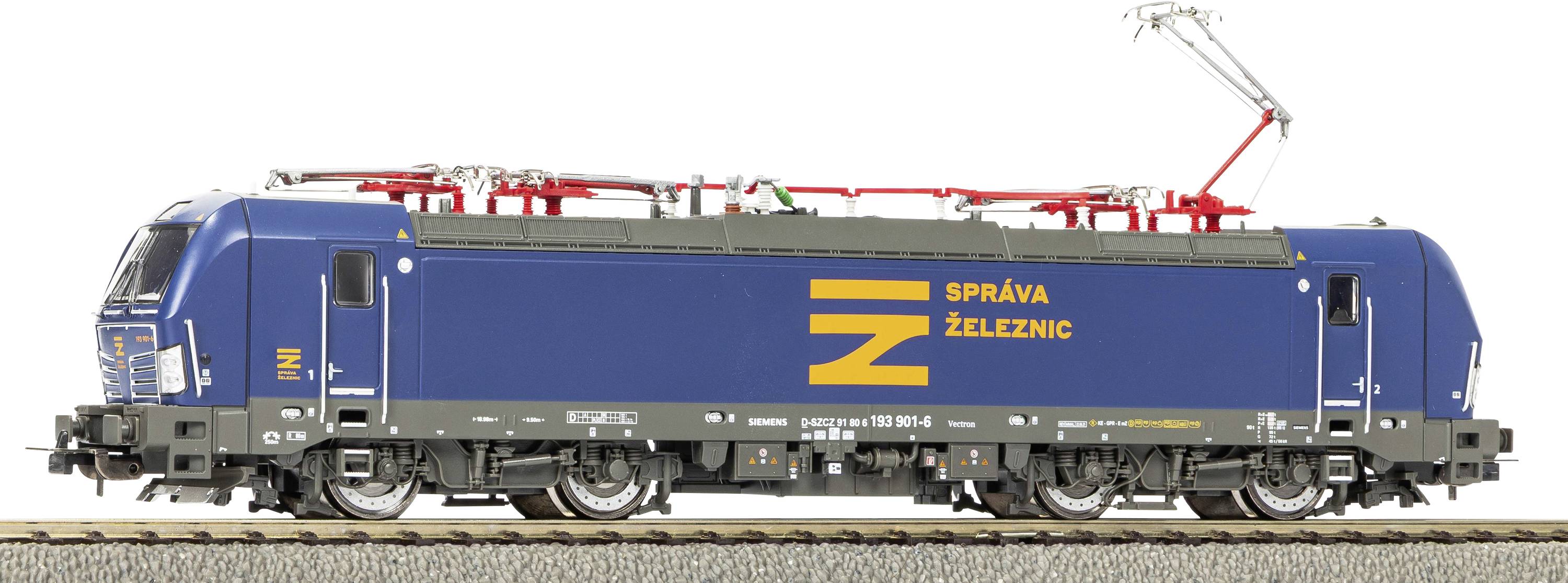 Eine blaue Elektrolokomotive mit gelbem Text 