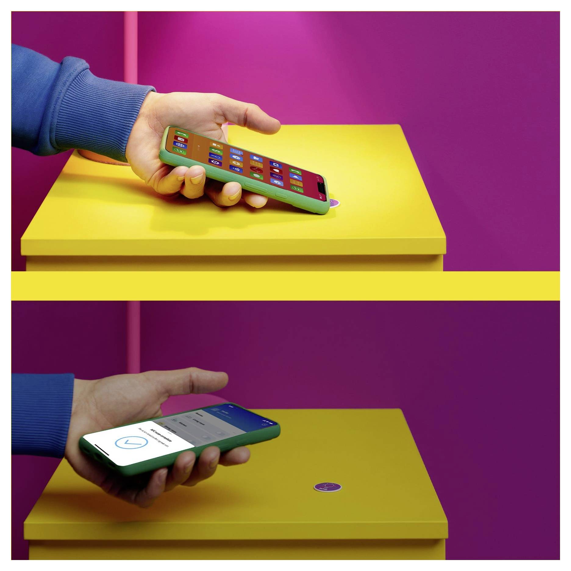 Eine Hand hält ein Smartphone über ein gelbes Ladegerät. Das Handy zeigt dann eine Ladungsbestätigung auf seinem Bildschirm an.