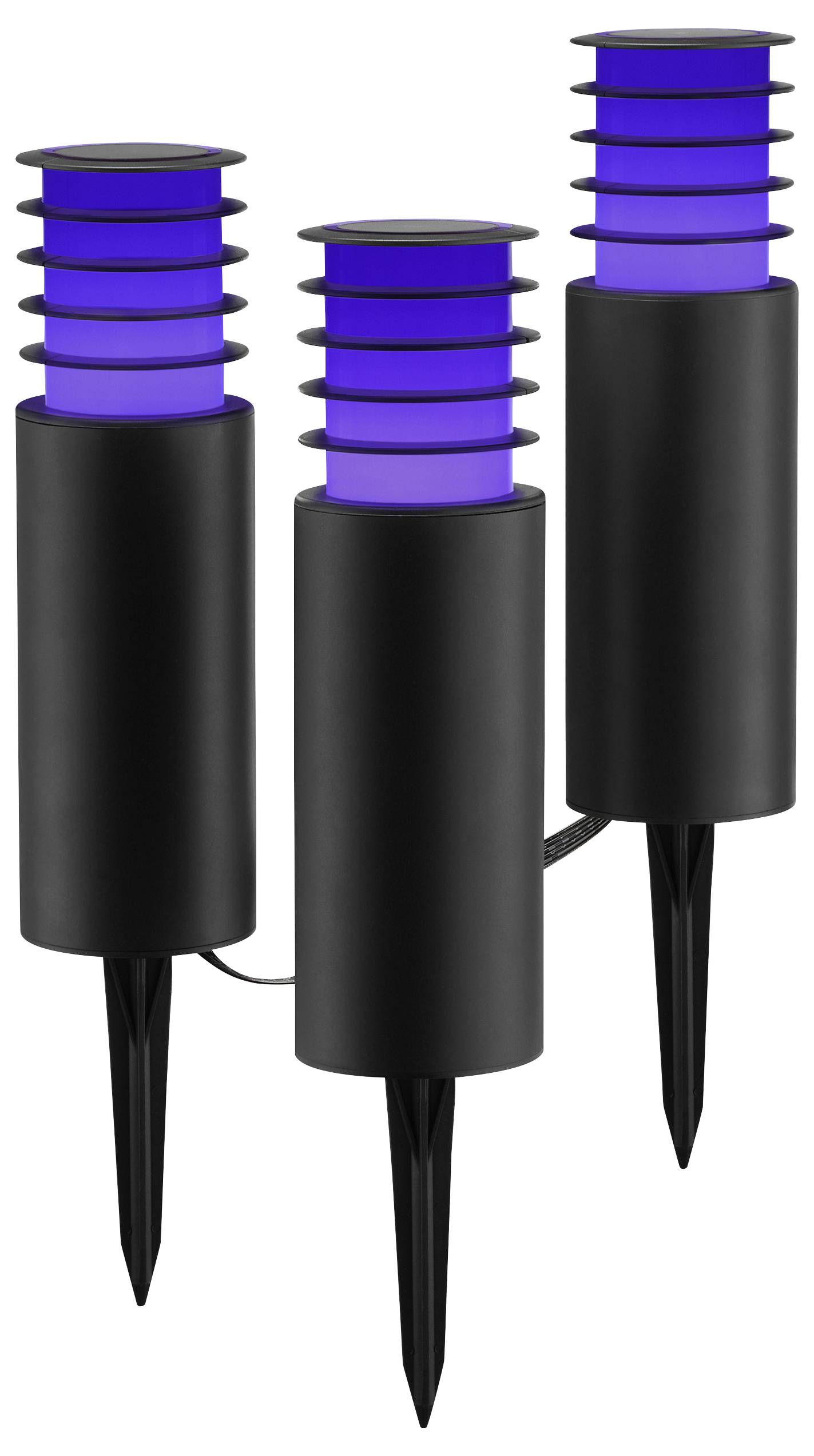 Drei schwarze Gartenlampen mit blauen Akzenten, jeweils auf Erdspießen für den Außenbereich montiert.