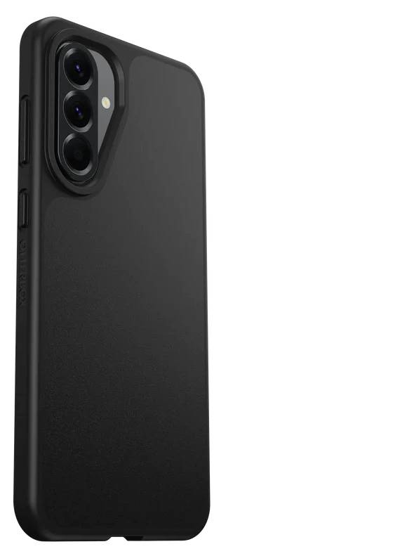 Schwarze Smartphone-Hülle von hinten gezeigt, mit erhöhener Dreifach-Kamera-Ausschnitt und Blitzöffnung.