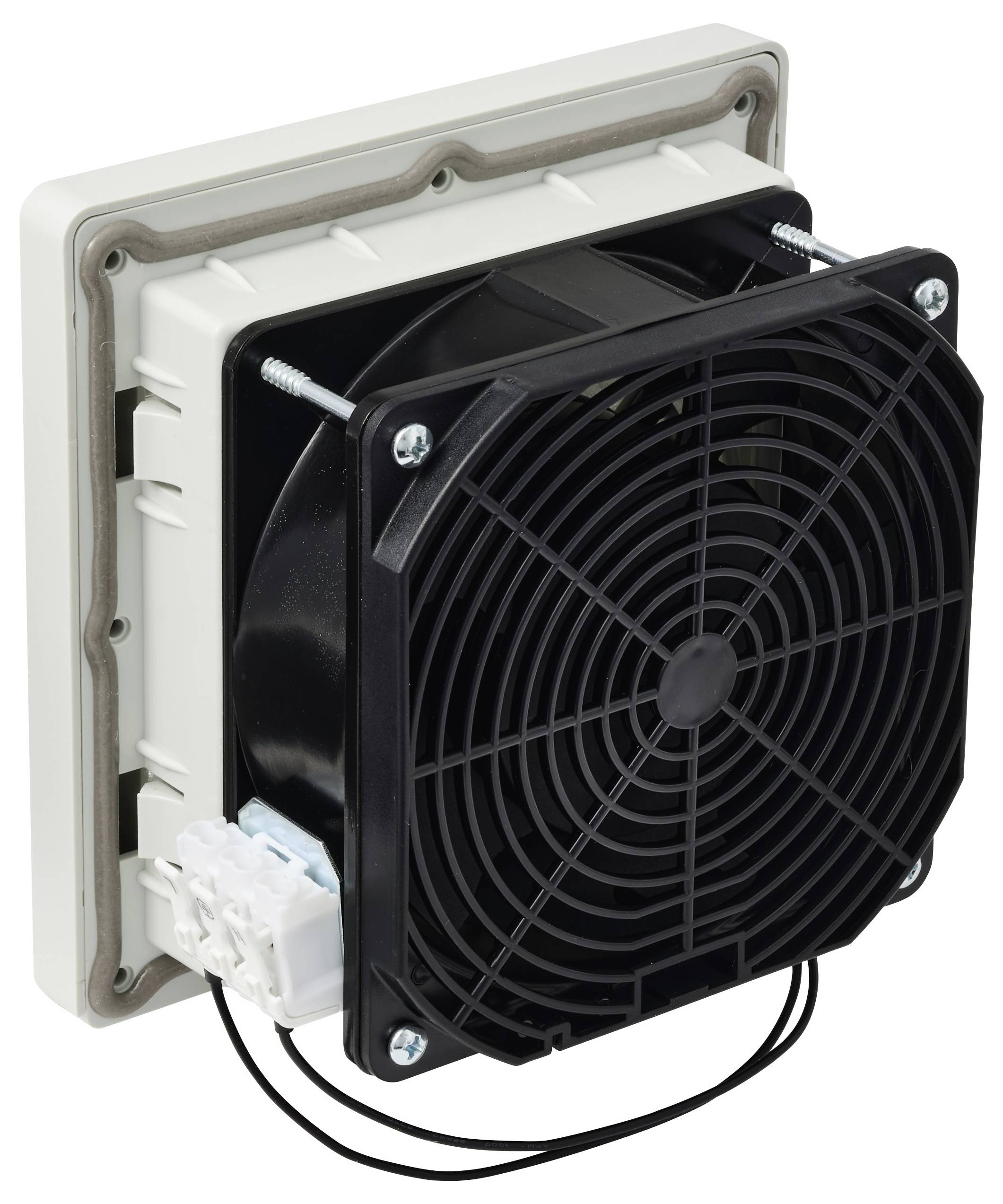 Quadratischer Lüftungsventilator mit schwarzem Gitter, auf einer weißen Platte montiert, mit sichtbarer Stromverbindung und Verdrahtung am unteren Ende.