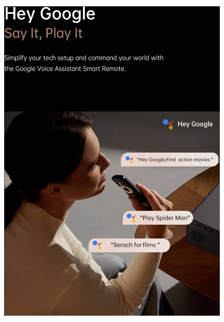 Eine Person nutzt Sprachbefehle mit der Google Voice Assistant Smart Remote und sagt „Hey Google, finde Action-Filme