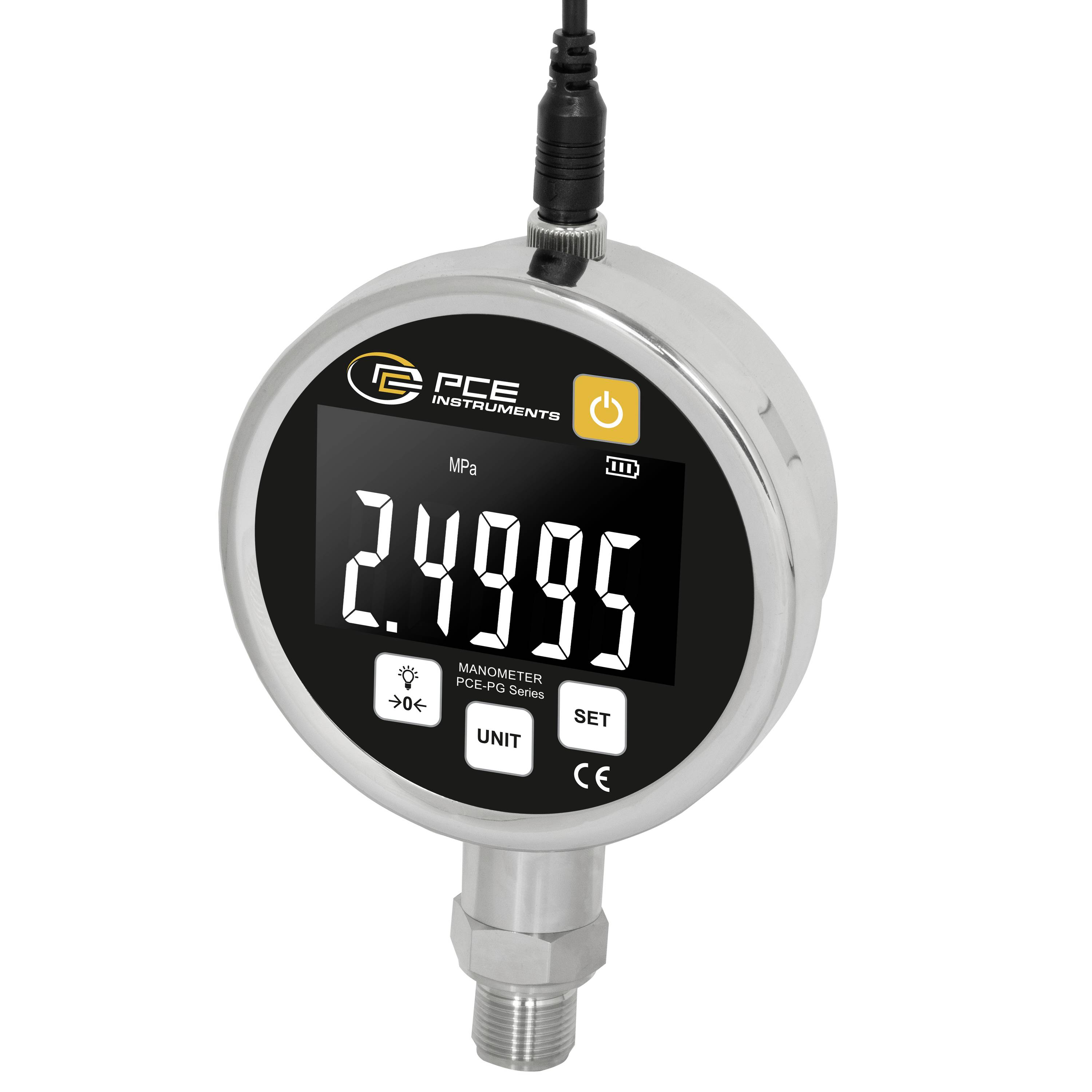 Digitales Manometer der Marke PCE mit einer Anzeige von 2.4995 MPa, bestehend aus Ein-/Ausschalter, Einheiten- und Einstellungstasten sowie einer Gewindeverbindung an der Unterseite.