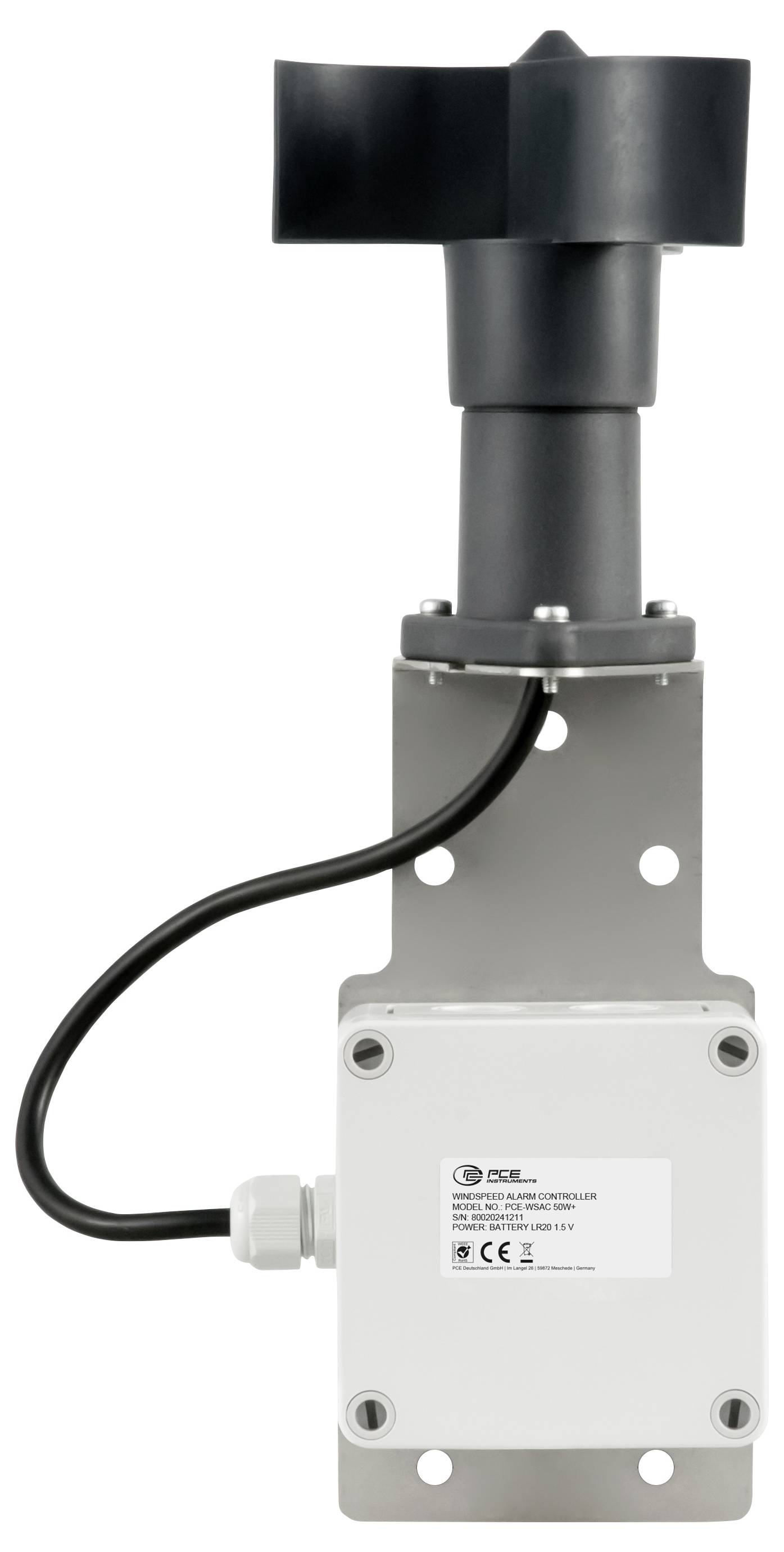 Wandmontierte elektrische Schalttafel mit angebrachtem Kabel und schwarzem Sensor- oder Lüftergehäuse oben.