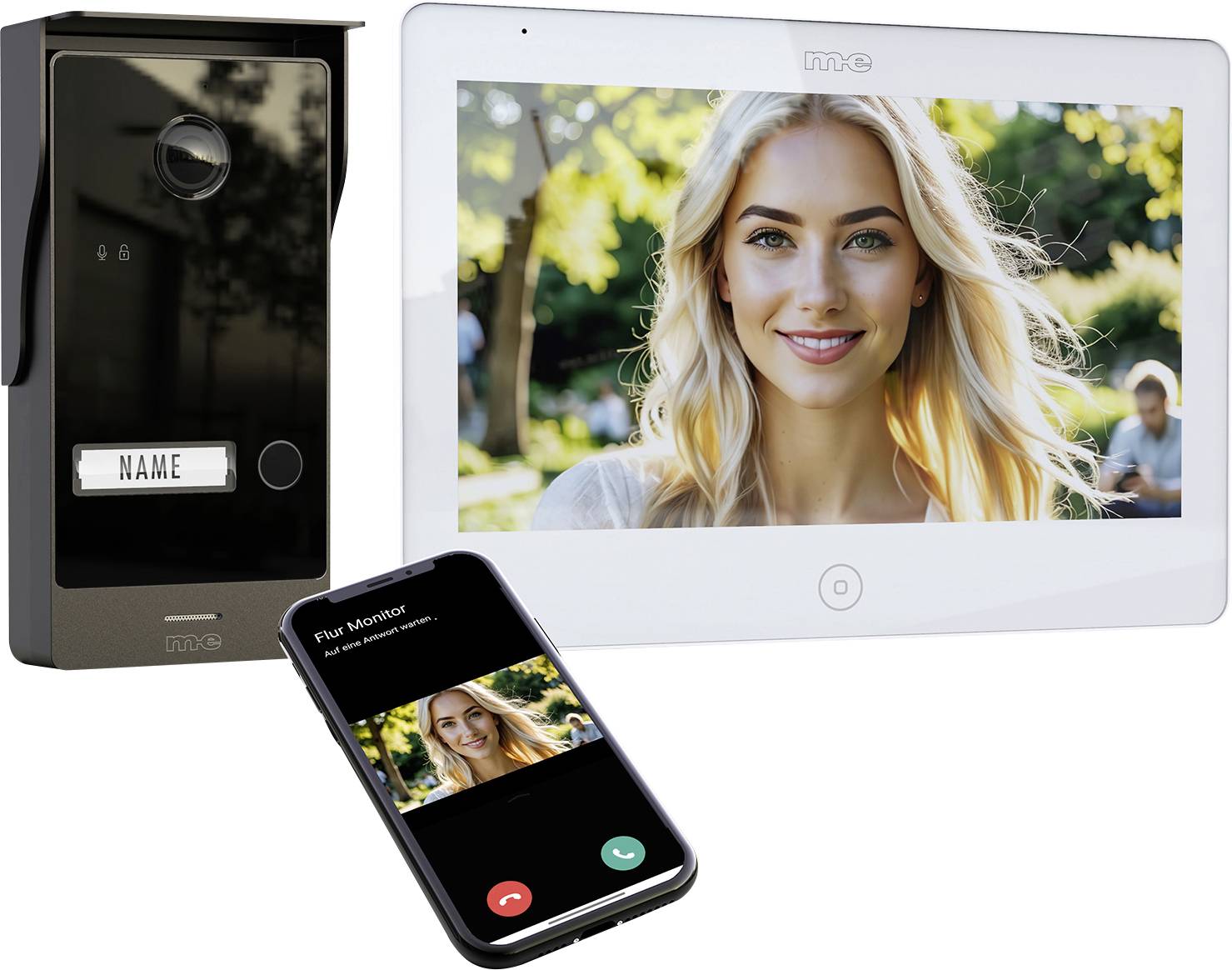 Ein Video-Türklingelsystem mit einem Bildschirm, auf dem eine lächelnde Frau im Freien zu sehen ist, und ein Smartphone, das das gleiche Bild anzeigt, das die Konnektivität veranschaulicht.