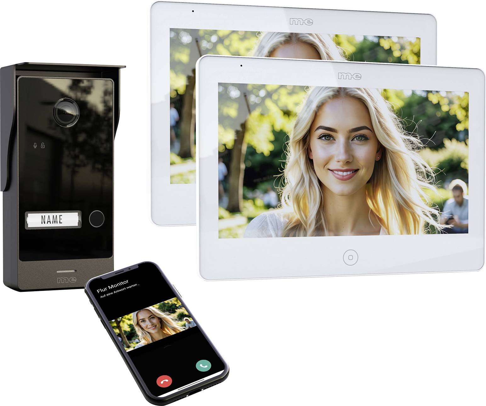 Smart-Home-System mit Videosprechanlage, zwei Innenbildschirmen und einem Mobiltelefon, das einen Videoanruf von außerhalb des Hauses anzeigt.