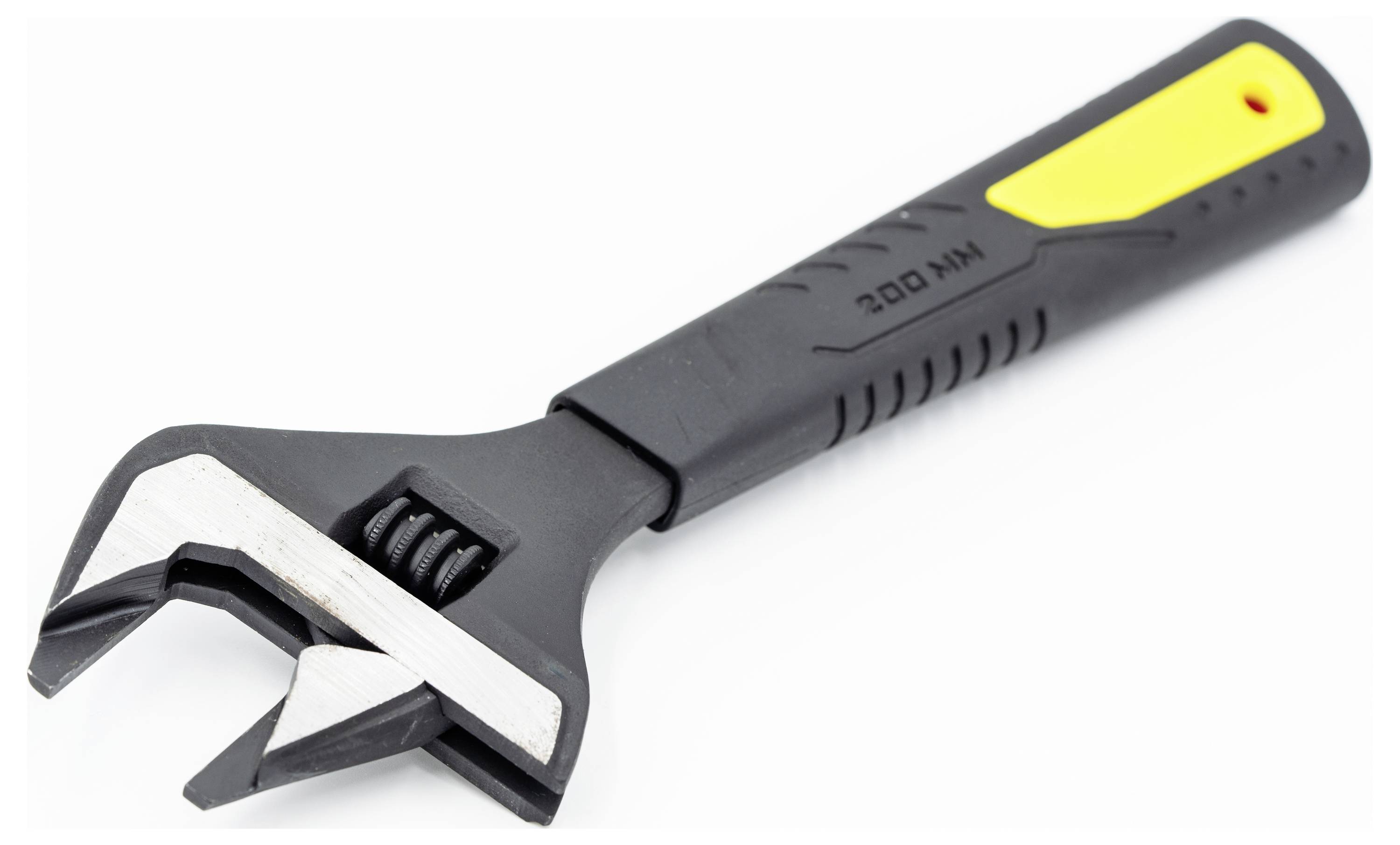 „Verstellbarer Schraubenschlüssel mit schwarz-gelbem Griff, diagonal positioniert, zeigt seinen offenen Greifmechanismus und seine Messskala.