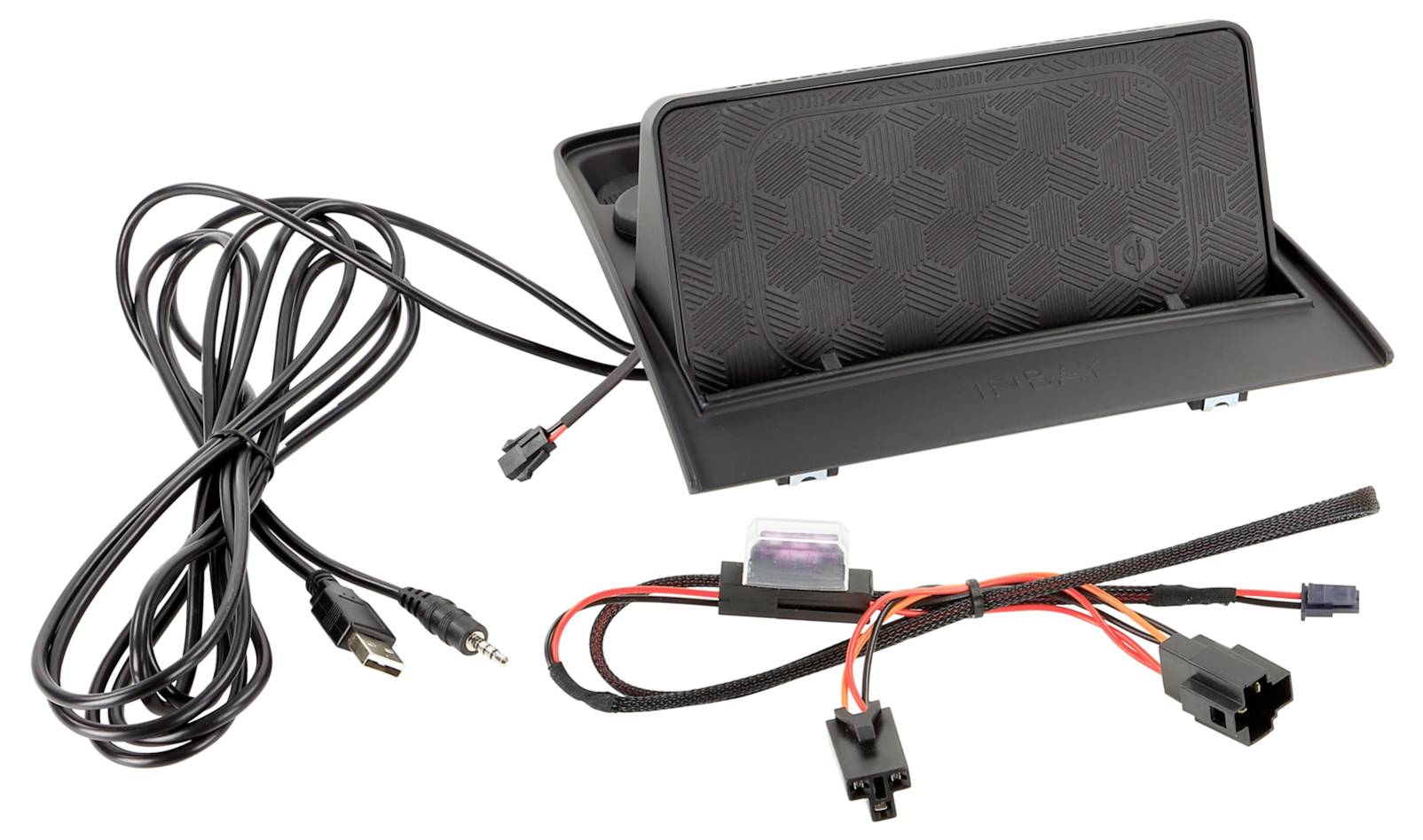 Schwarzes Armaturenbrett-Telefonhalter-Kit mit verdrahteten USB- und Stromkabeln auf weißem Hintergrund.