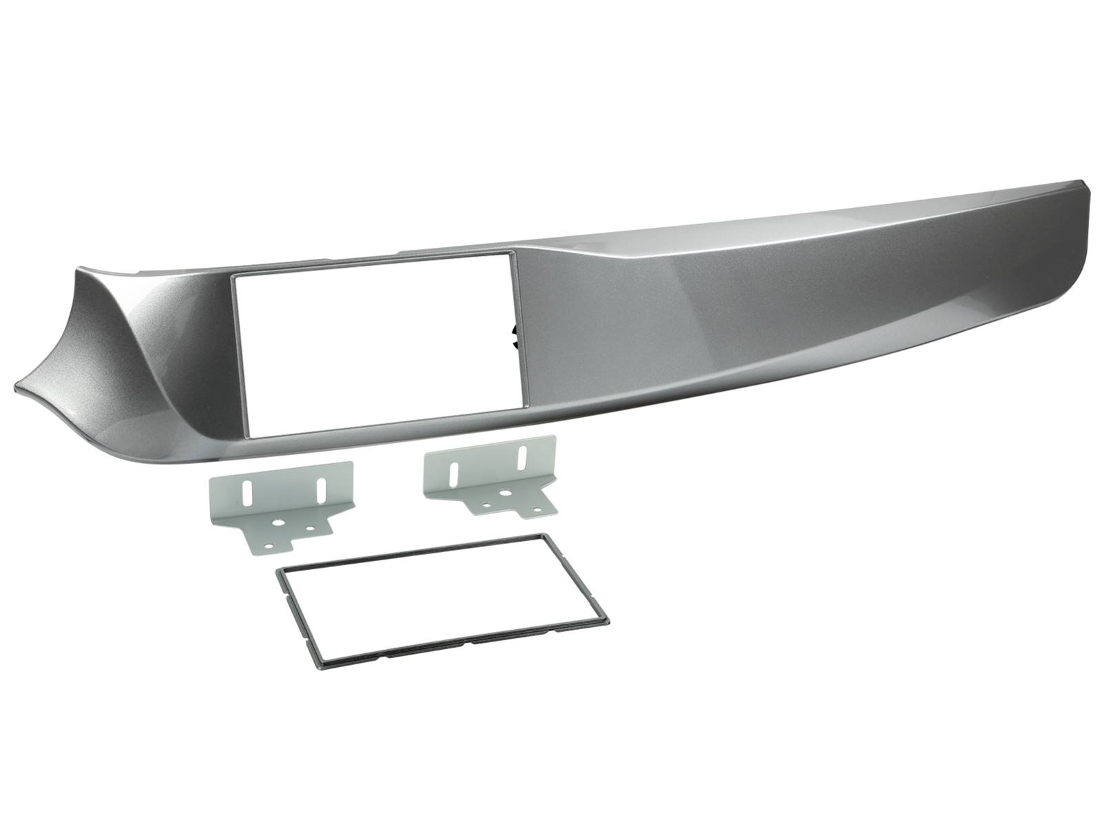 Silberfarbiges Dashboard-Verkleidungspanel mit rechteckiger Öffnung, zwei Montageklammern und separatem schwarzem Zierrahmen, wie unten dargestellt.