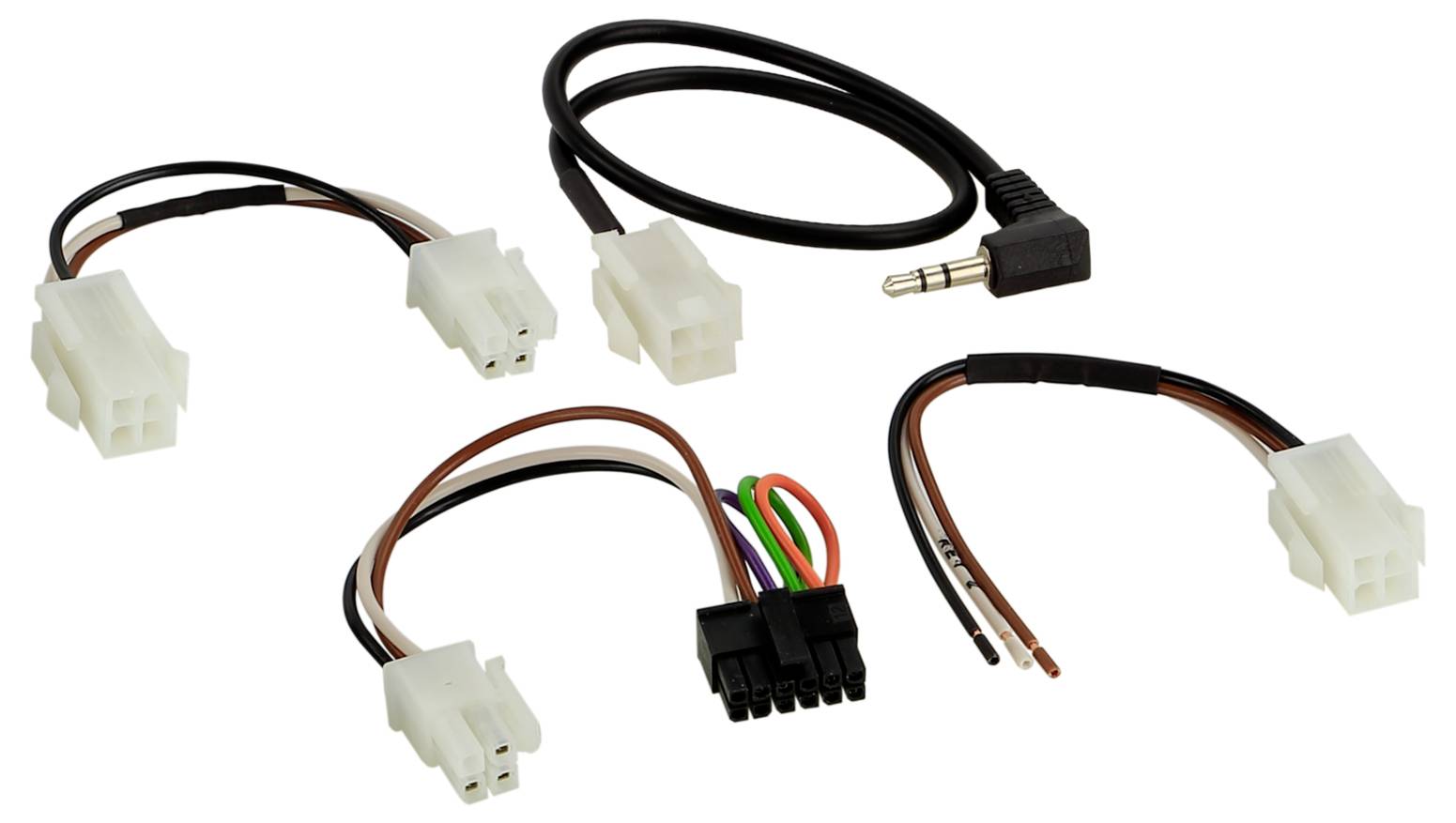 Sortiment von Audio- und Stromadapterkabeln mit weißen und schwarzen Steckern, einschließlich eines 3,5-mm-Steckers und mehrpoligen Kabelbaum-Anschlüssen.