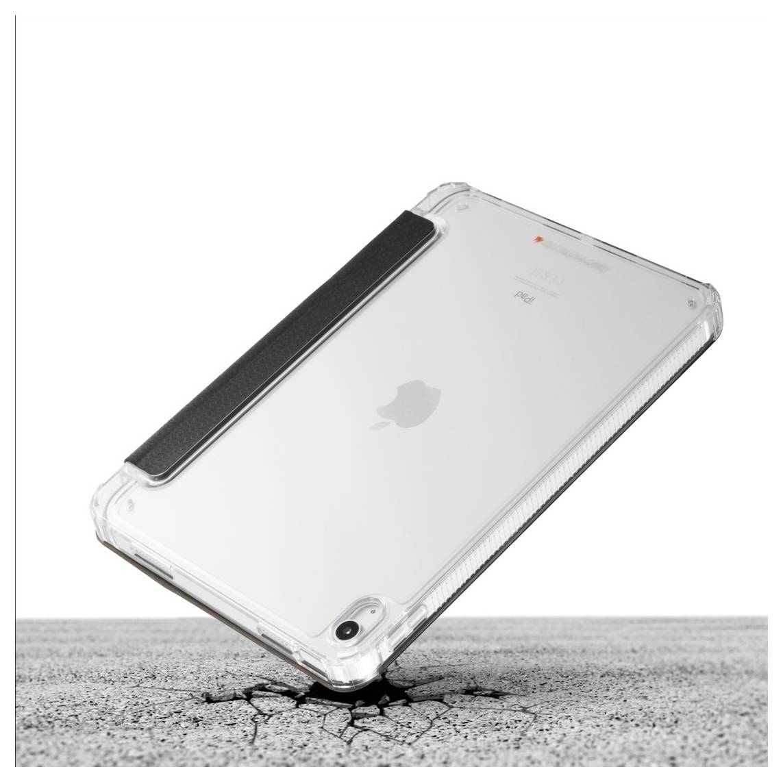 Eine CD mit einer Binär-Code-Überlagerung und einem großen weißen Pfeil, der nach unten zeigt und einen Daten-Download oder eine Datenübertragung andeutet.