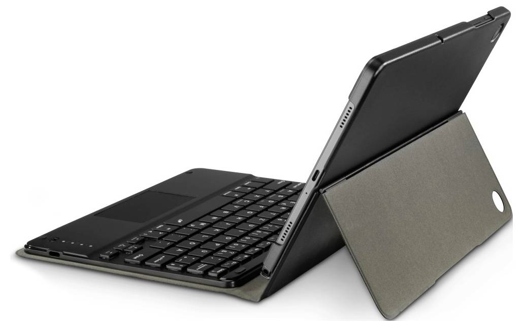 Ein Tablet in einem Folio-Etui mit integrierter Tastatur, aufgeklappt in einer laptopähnlichen Position, von einer Seitenansicht gezeigt.