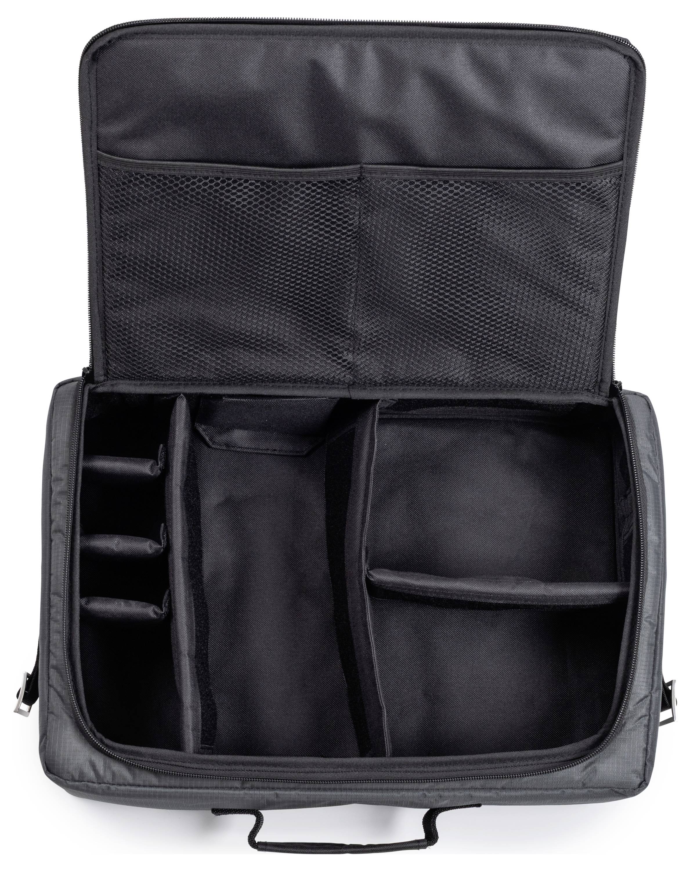 Offene schwarze Kameratasche mit anpassbaren gepolsterten Fächern zur Organisiereung von Fotografie-Ausrüstung.