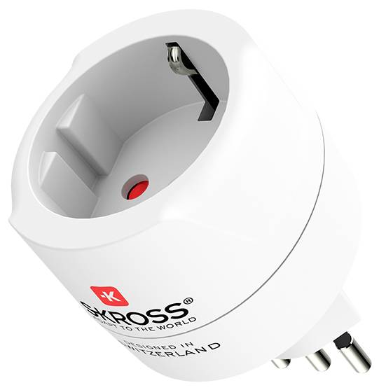 Ein weißer, zylindrischer Stromadapter mit Stiften für Steckdosen, mit einer roten Anzeigelampe auf der Vorderseite.