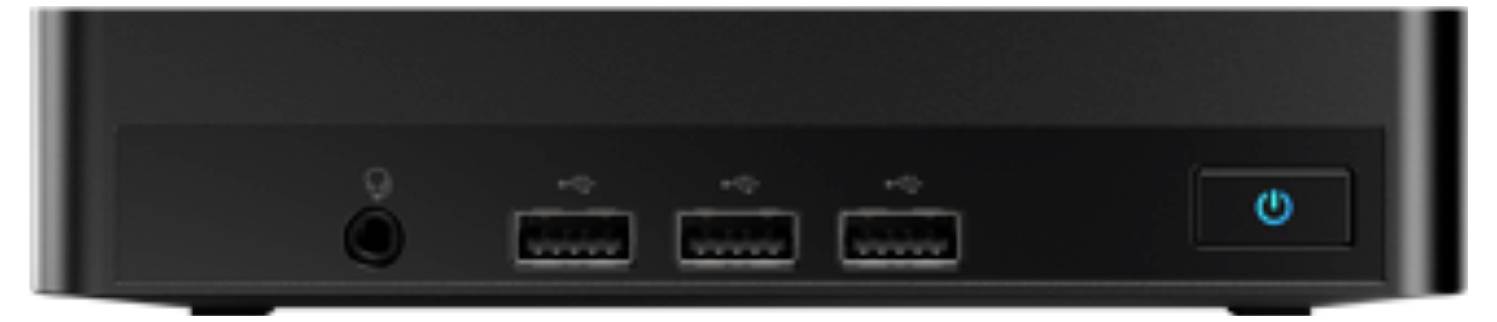 Vorderansicht eines schwarzen Desktop-Computers mit drei USB-Anschlüssen, einer Audiobuchse und einem blauen Netzschalter auf der rechten Seite.