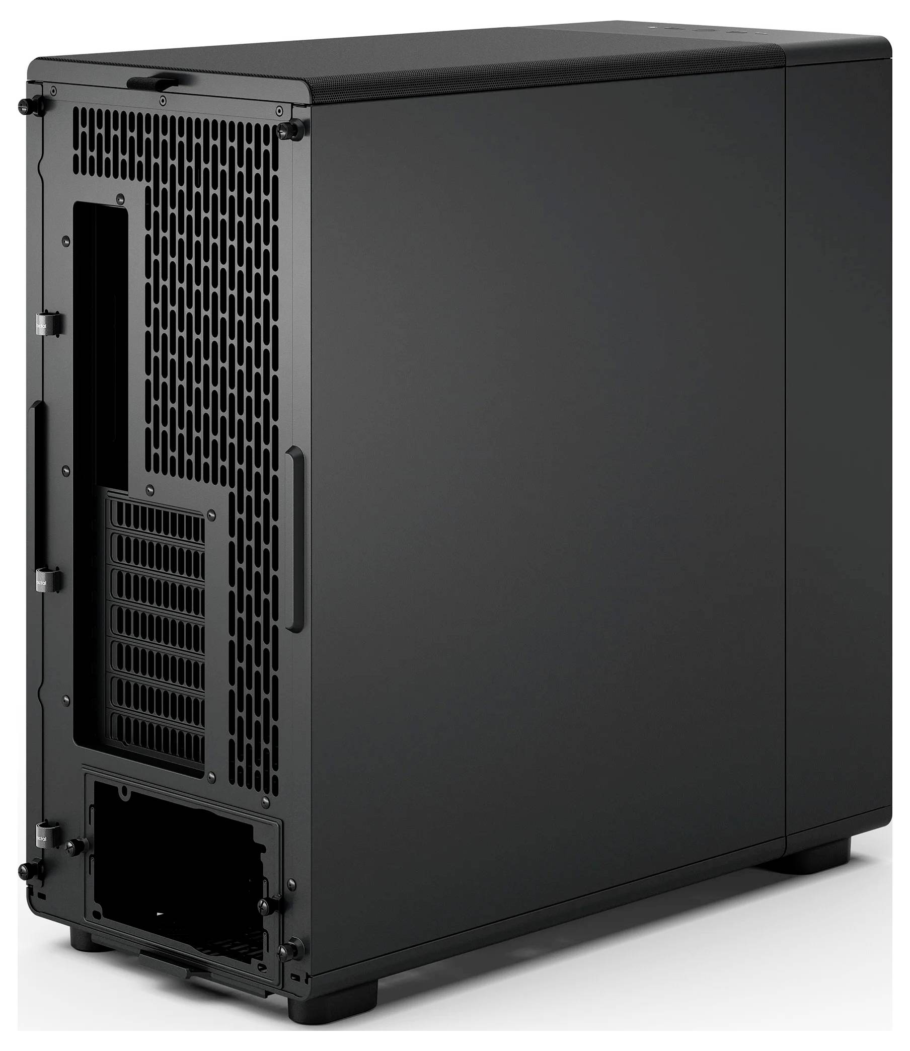 Ein schwarzes Computergehäuse mit belüftetem Rückfeld und offenen Steckplatzflächen, das sich für die Unterbringung von PC-Komponenten eignet.