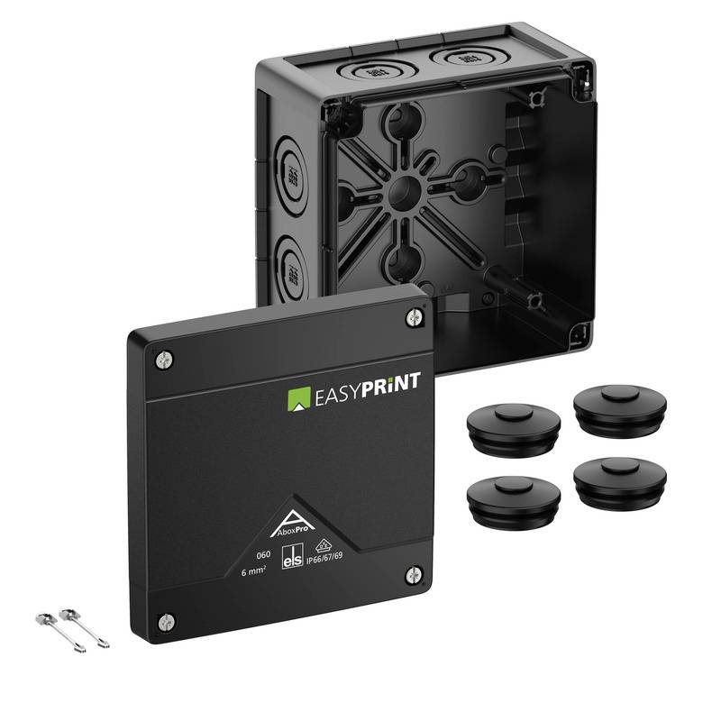 EasyPrint Elektroverteilungskasten-Set mit schwarzem Deckel, Befestigungskasten, vier Kabelsteckern und Schrauben auf weißem Hintergrund.