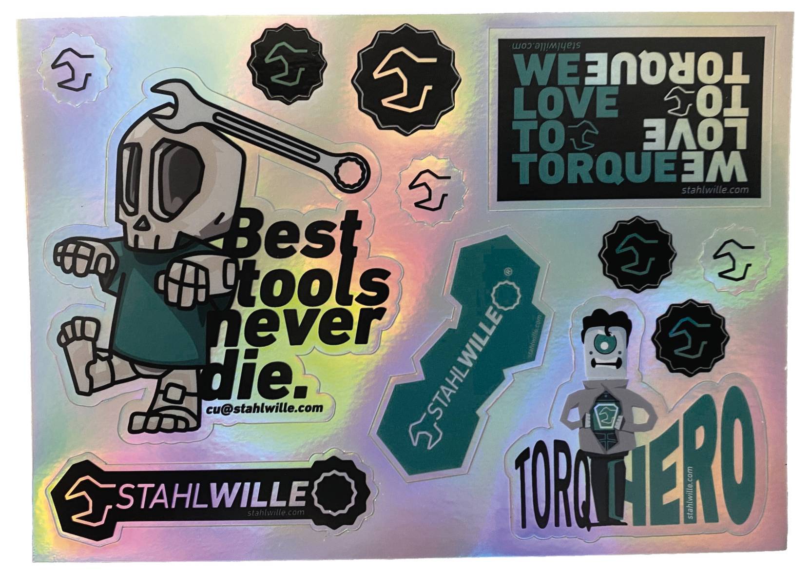 Ein holografisches Aufkleberset mit Illustrationen und Text wie „Best tools never die