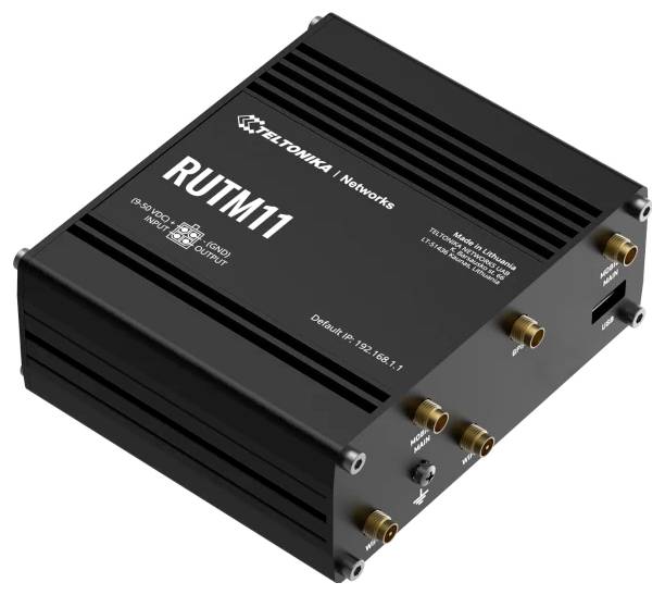 Ein schwarzes Teltonika TRB160 Industrie-Gateway-Gerät mit Ethernet- und USB-Anschlüssen, das zur Verbindung von Industrieausrüstung mit Netzwerken verwendet wird.