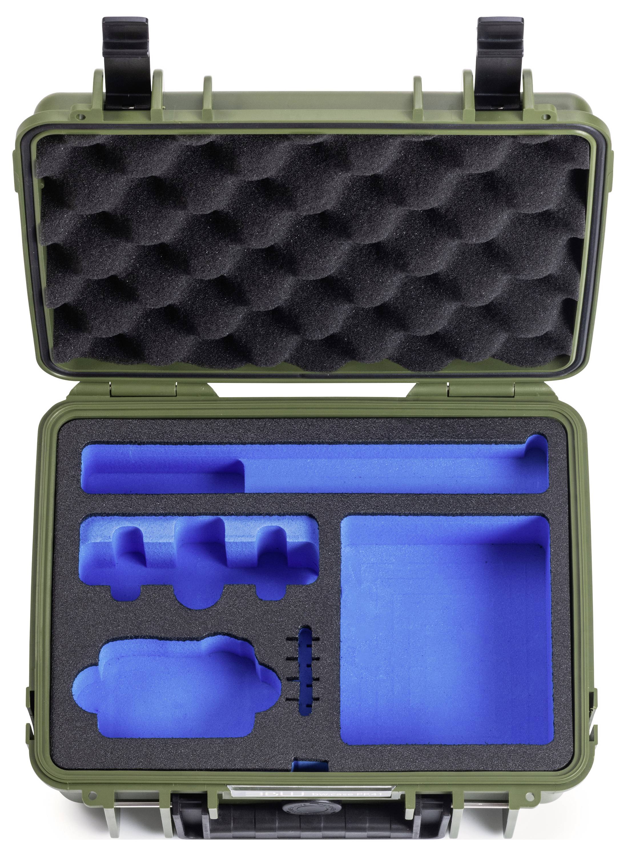 Ein offener grüner Schutzkoffer mit benutzerdefinierten blauen Schaumstoffeinlagen, mit verschiedenen Aussparungen zum sicheren Halten von Ausrüstung.