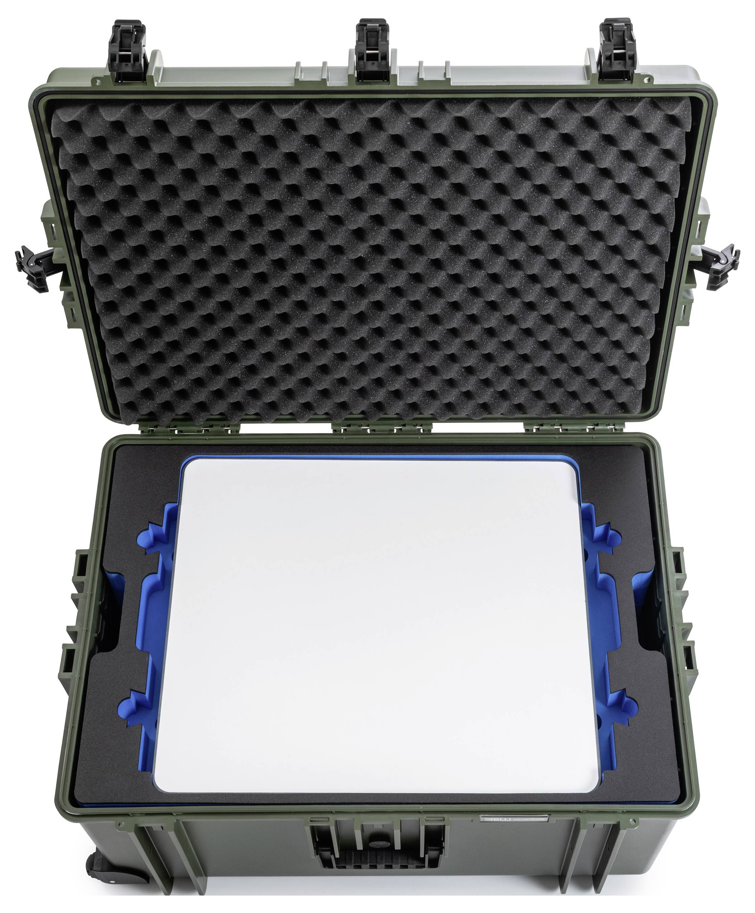Ein offener Hartschalenkoffer mit Schaumstoffpolsterung enthält ein blaues elektronisches Gerät mit einer weißen Oberseite im Inneren.