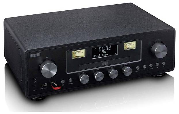 Ein schwarzer Stereo-Receiver im Vintage-Stil mit Drehreglern und einem digitalen Display, das „00:02