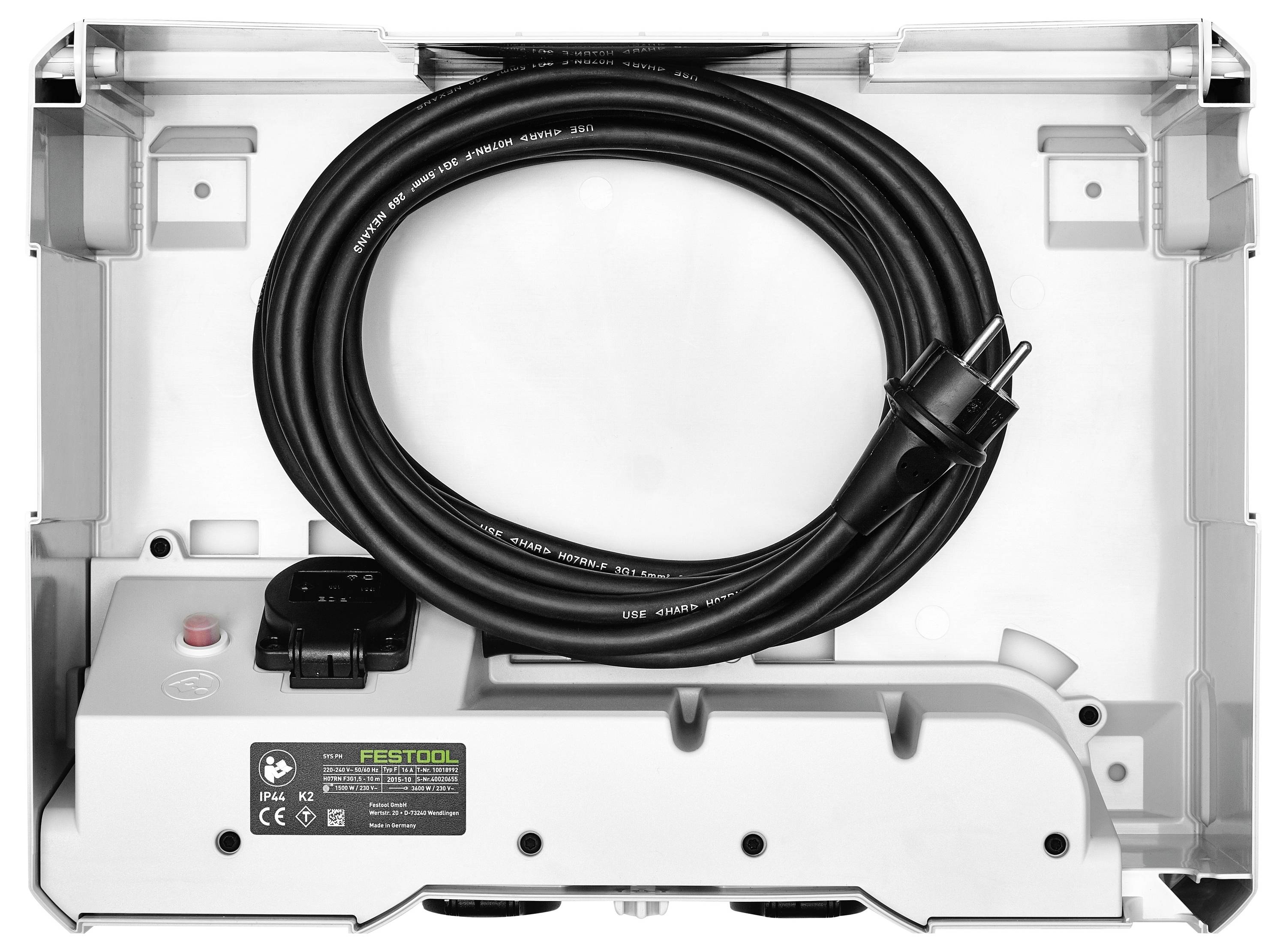 Die Hand einer Person benutzt einen elektrischen Schleiffer auf einer Holzoberfläche; der Schleiffer trägt die Aufschrift „FESTOOL