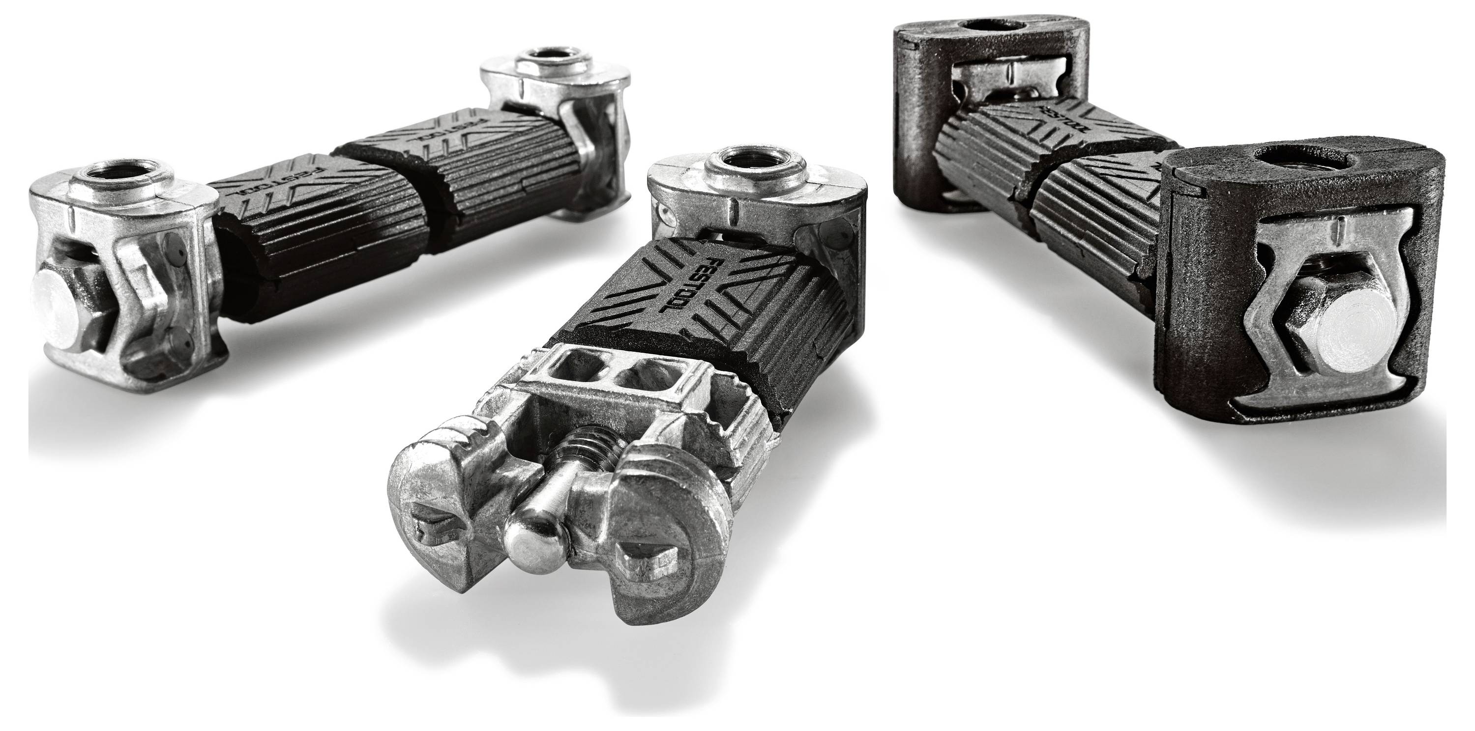 Drei schwarze und silberne mechanische Verbindungen auf weißem Hintergrund, die verschiedene Winkel zeigen. Jede Verbindung verfügt über einen sechskantigen Bolzen.