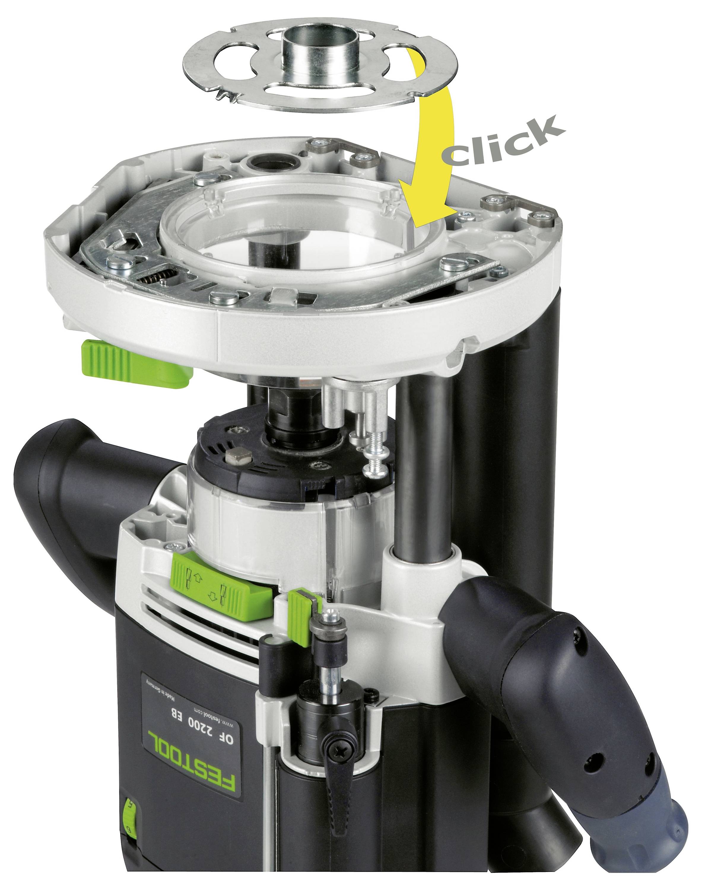 Das Bild zeigt einen Festool-Fräser, an dem eine Führungshülse befestigt wird. Ein Pfeil zeigt die Richtung an, wobei das Wort „click