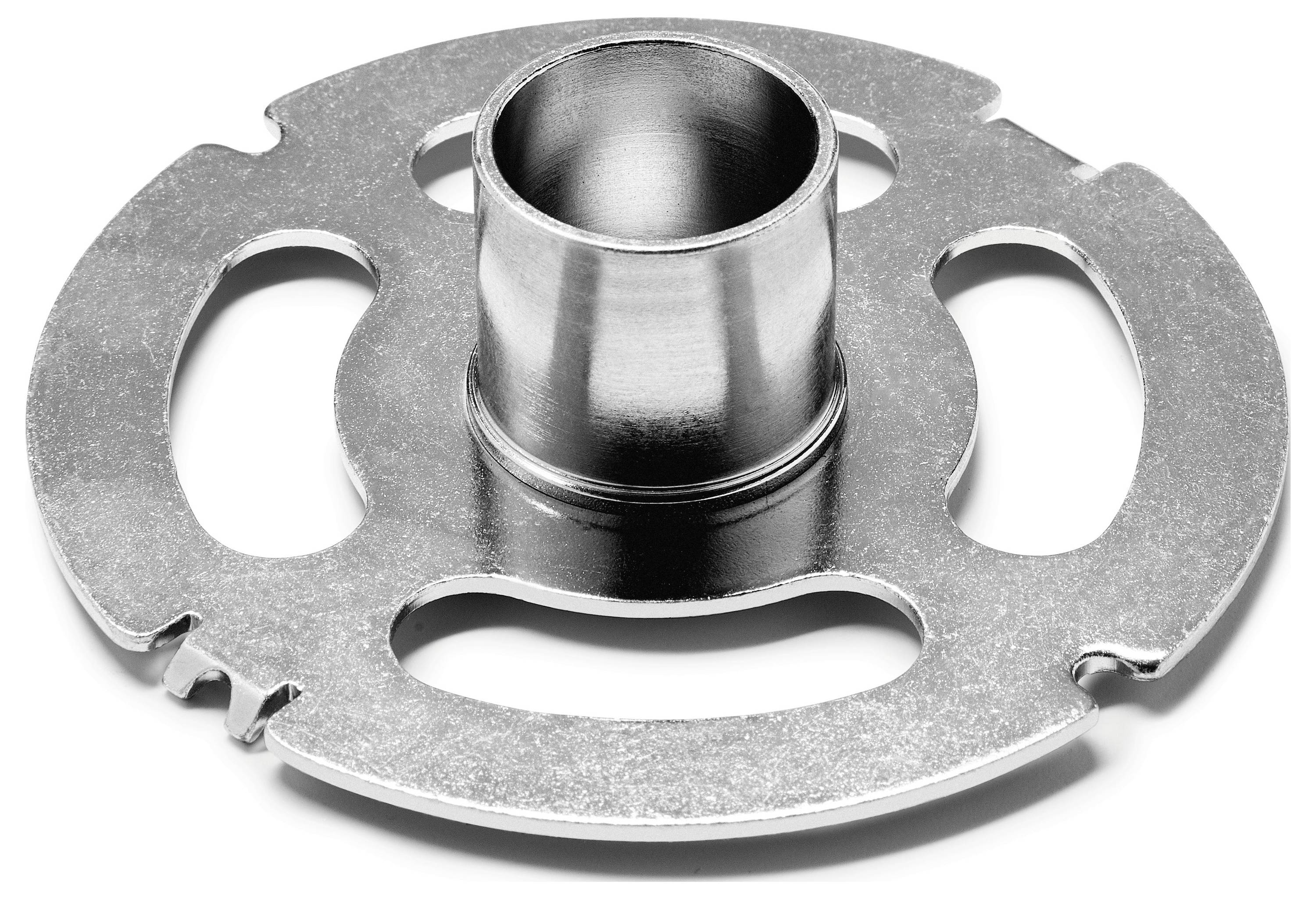 Eine metallische kreisförmige Komponente mit einem erhöhten mittleren Bereich und drei Ausschnittbereichen für Befestigung oder Funktionalität in Maschinen.