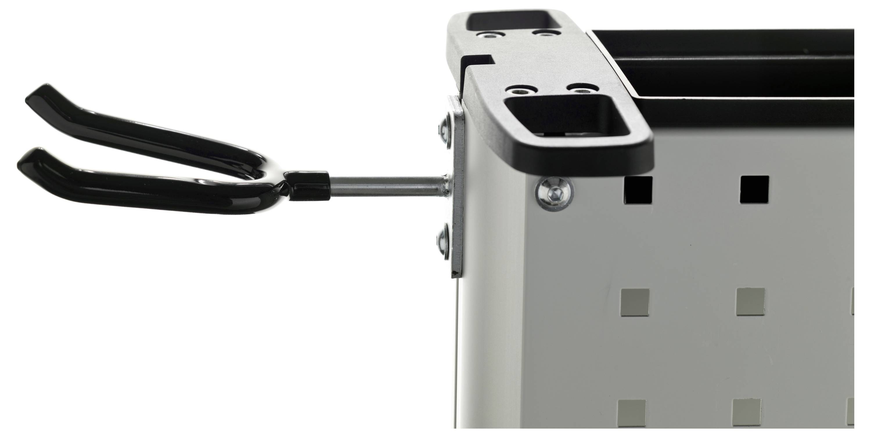 Ein Metall-Lagerwagen mit einem an der Seite befestigten schwarzen Werkzeughalter, der ein Gittermuster aufweist und eine robuste Konstruktion bietet.